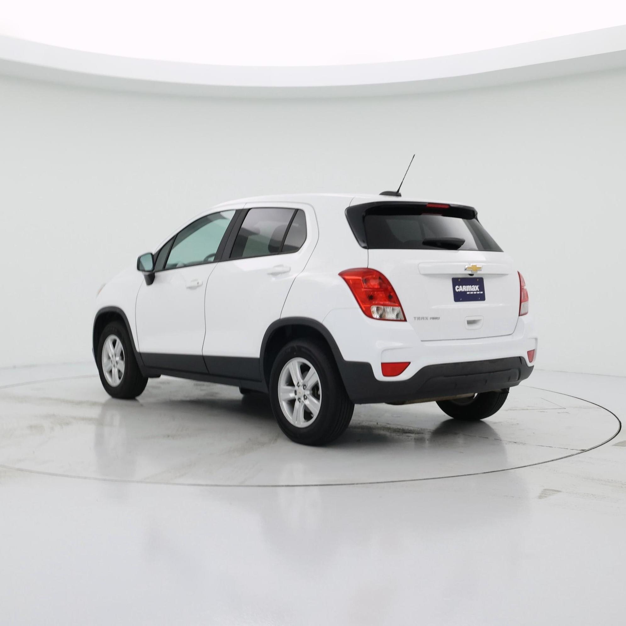 Thumbnail: 2020 Chevrolet Trax - 2