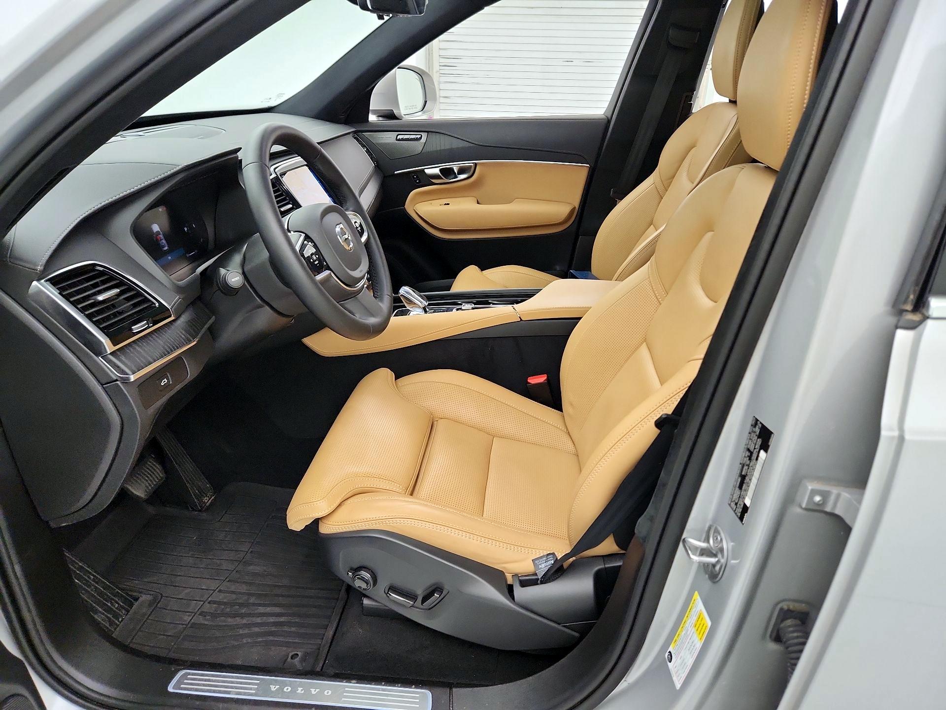 Thumbnail: 2025 Volvo XC90 - 11