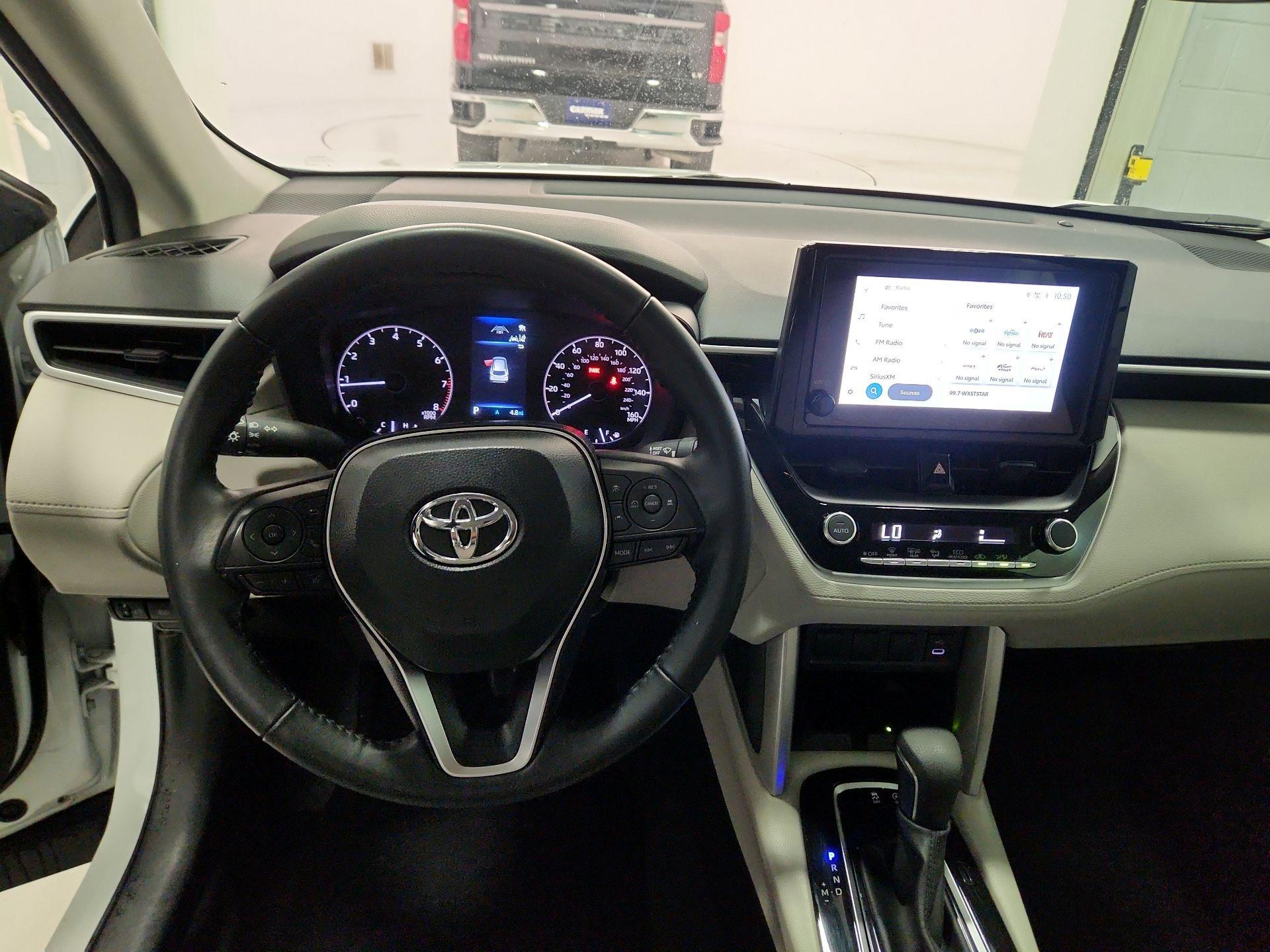 Thumbnail: 2025 Toyota Corolla Cross - 9