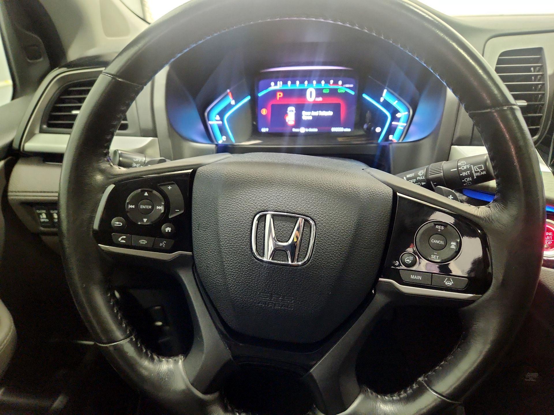 Thumbnail: 2018 Honda Odyssey - 10