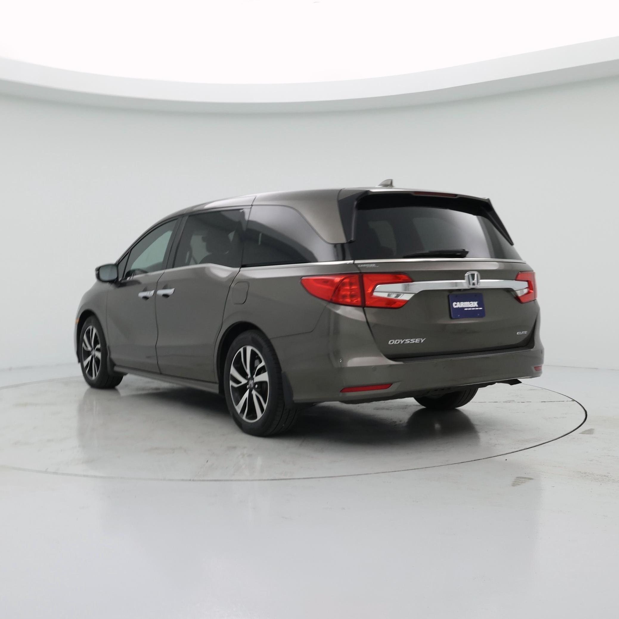 Thumbnail: 2018 Honda Odyssey - 2