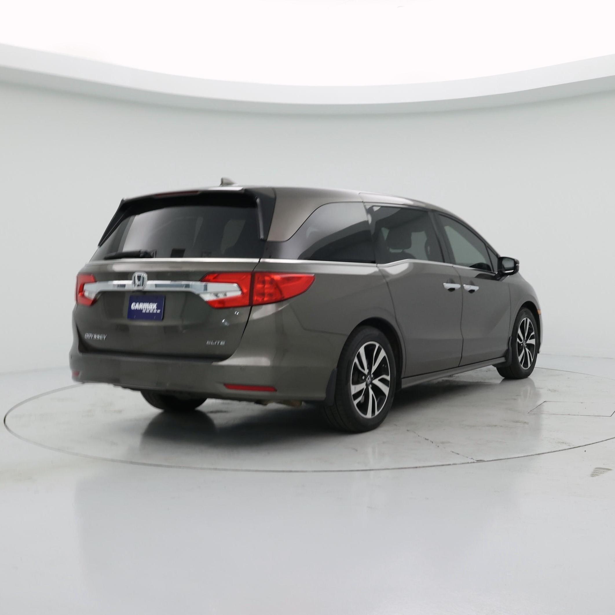 Thumbnail: 2018 Honda Odyssey - 8