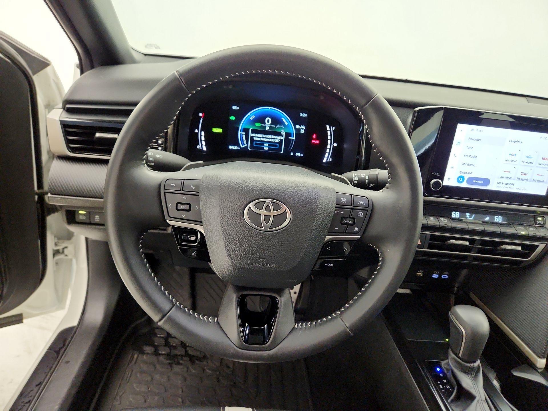 Thumbnail: 2025 Toyota Camry - 10
