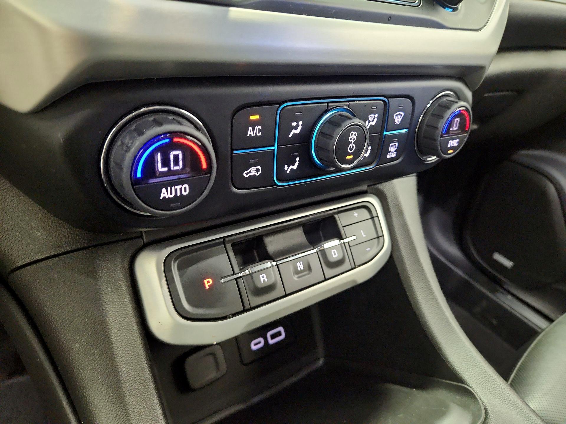 Thumbnail: 2021 GMC Acadia - 17