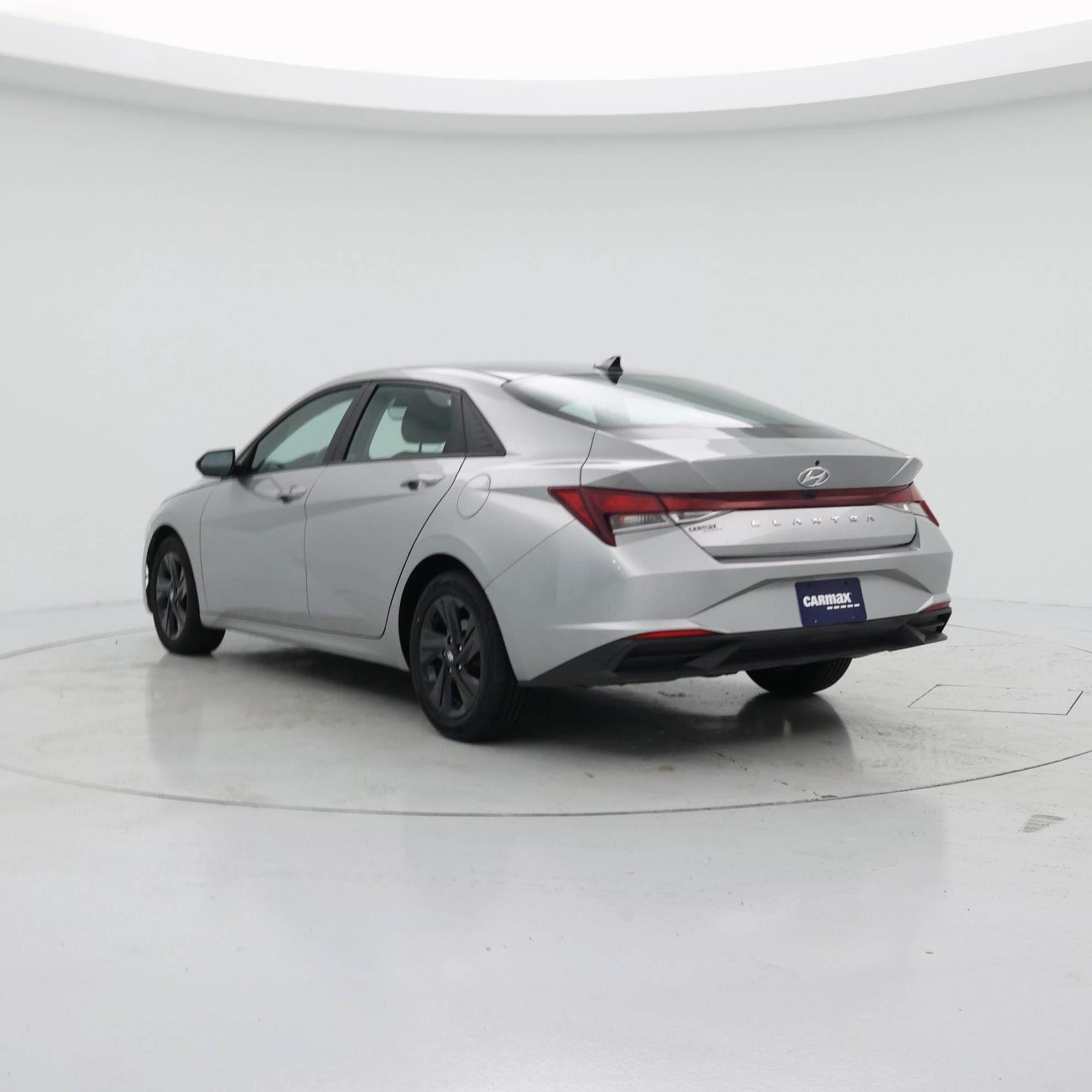 Thumbnail: 2023 Hyundai Elantra - 2