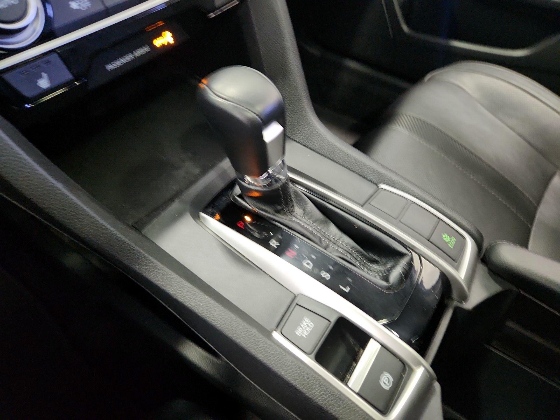 Thumbnail: 2017 Honda Civic - 18