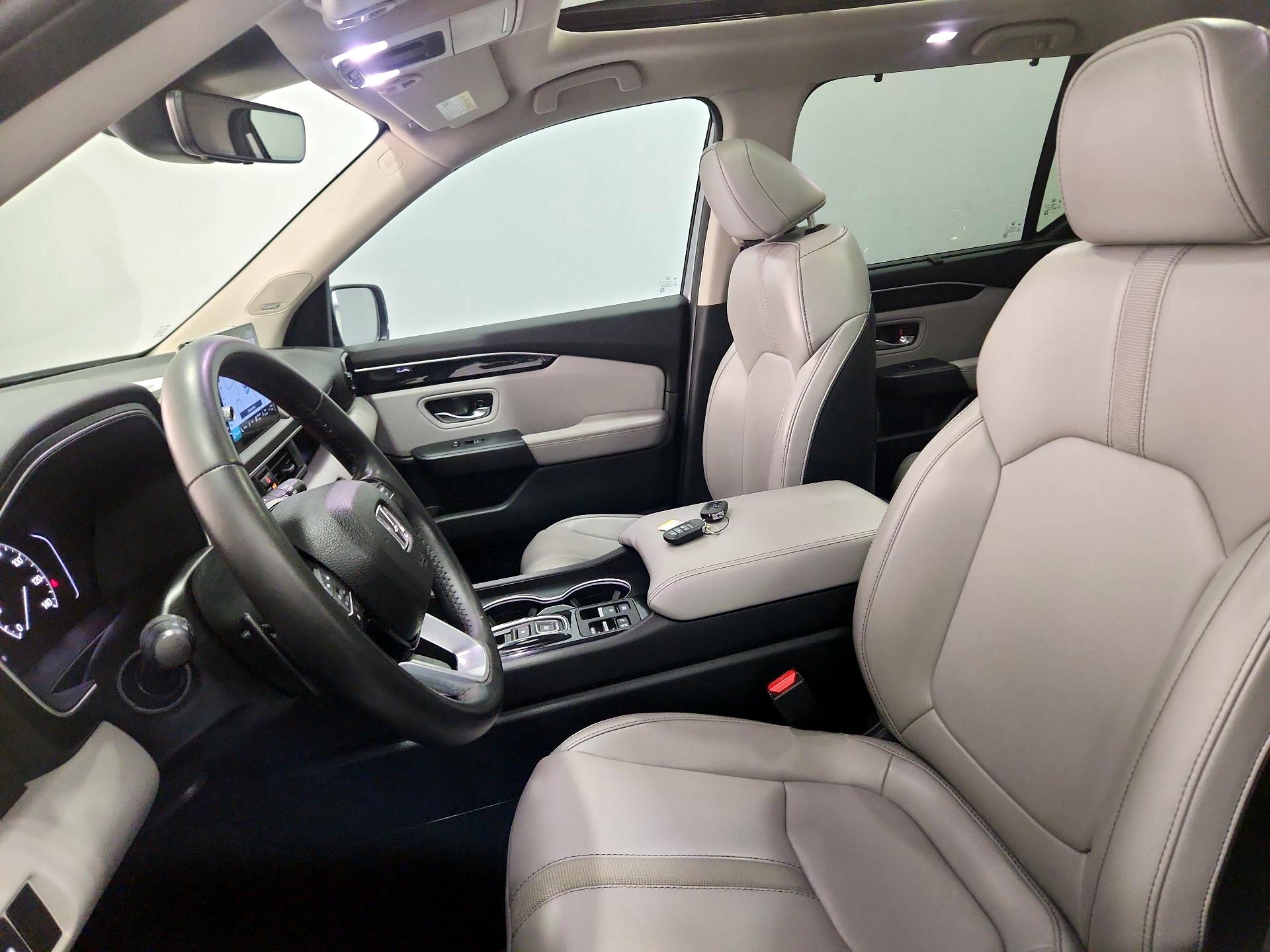 Thumbnail: 2023 Honda Pilot - 11