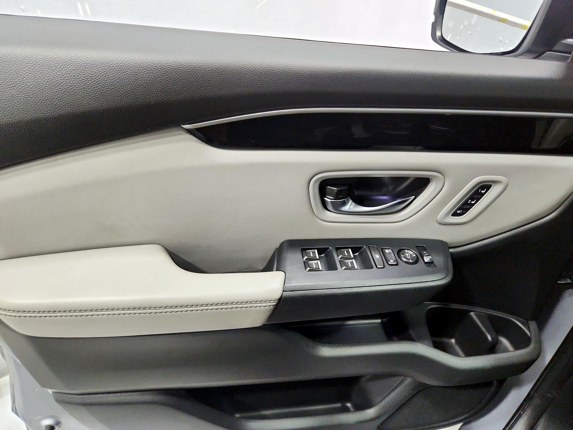 Thumbnail: 2023 Honda Pilot - 12