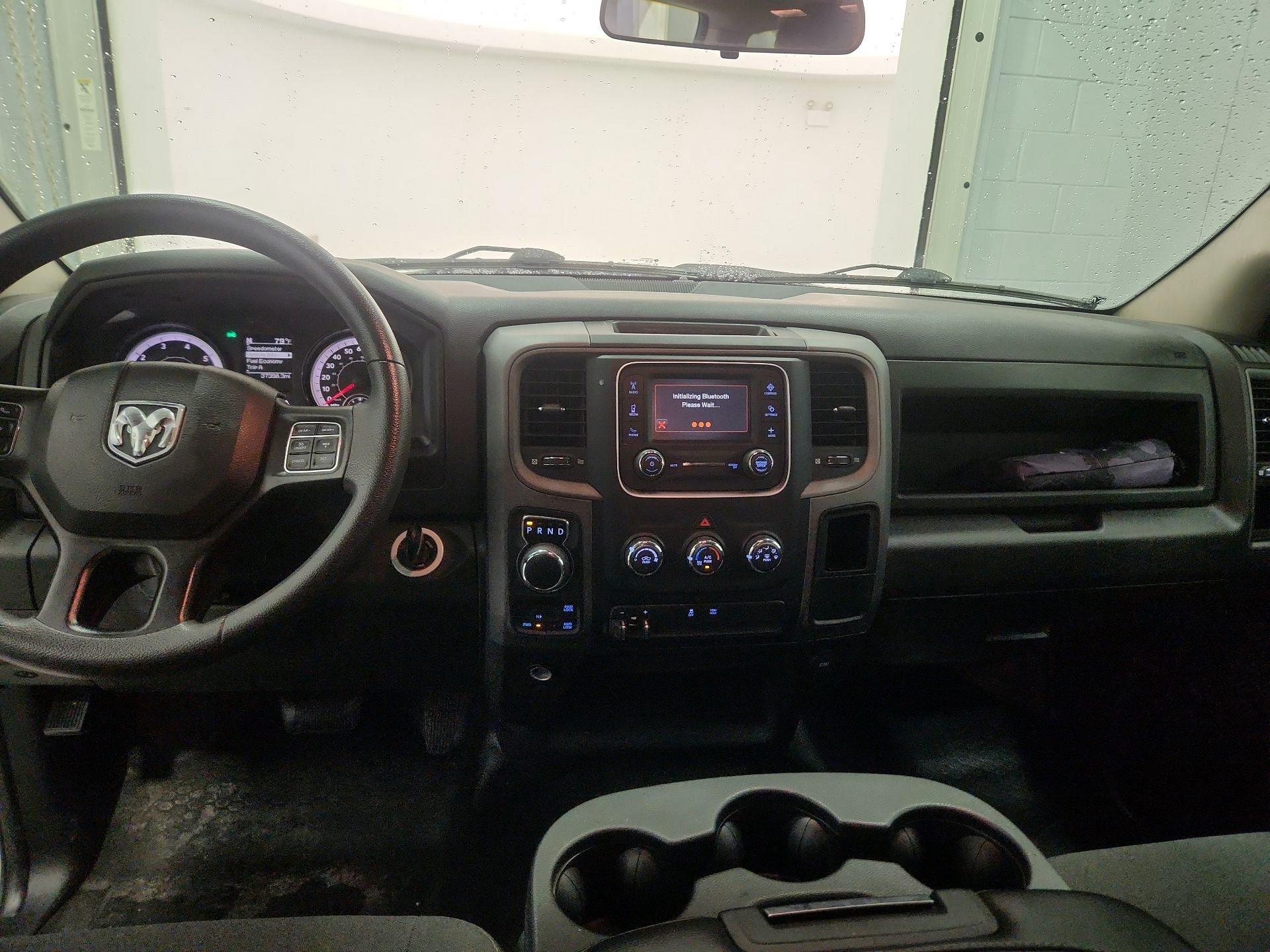 Thumbnail: 2022 RAM 1500 Classic - 9