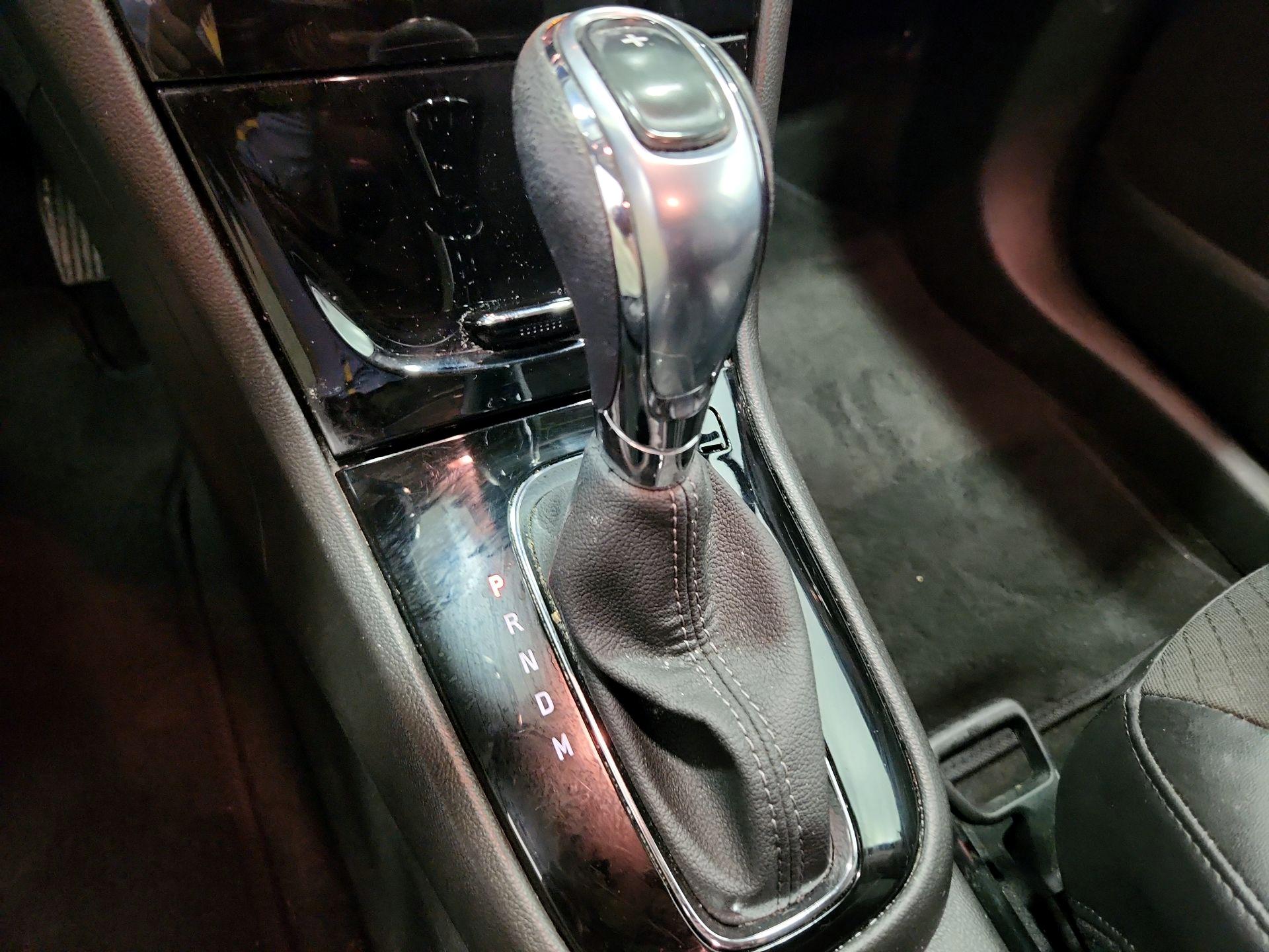 Thumbnail: 2022 Buick Encore - 17