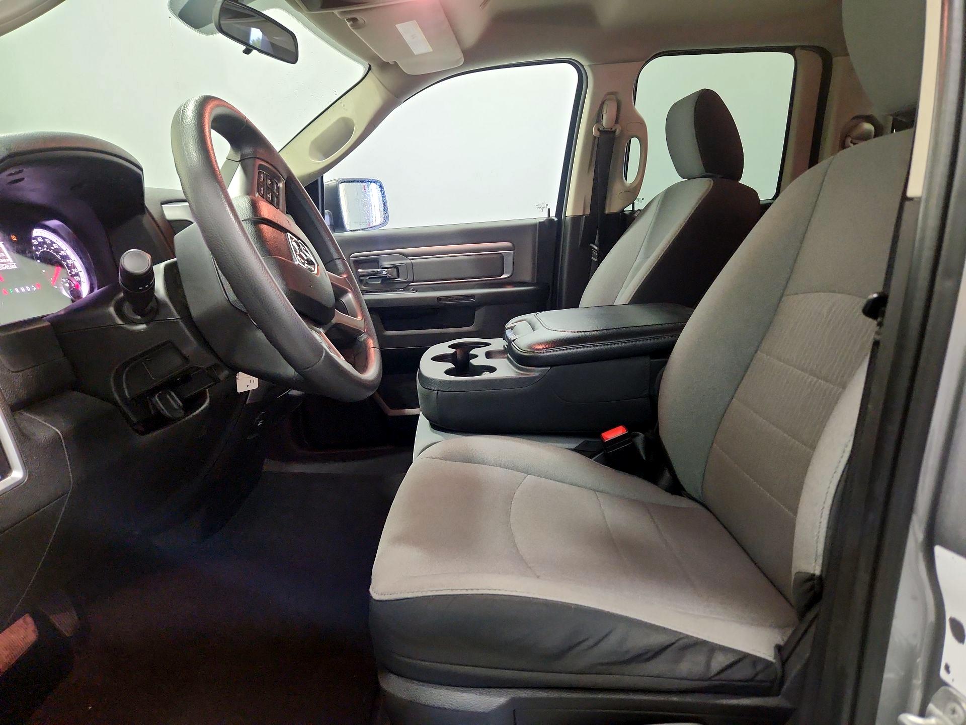 Thumbnail: 2024 RAM 1500 Classic - 11
