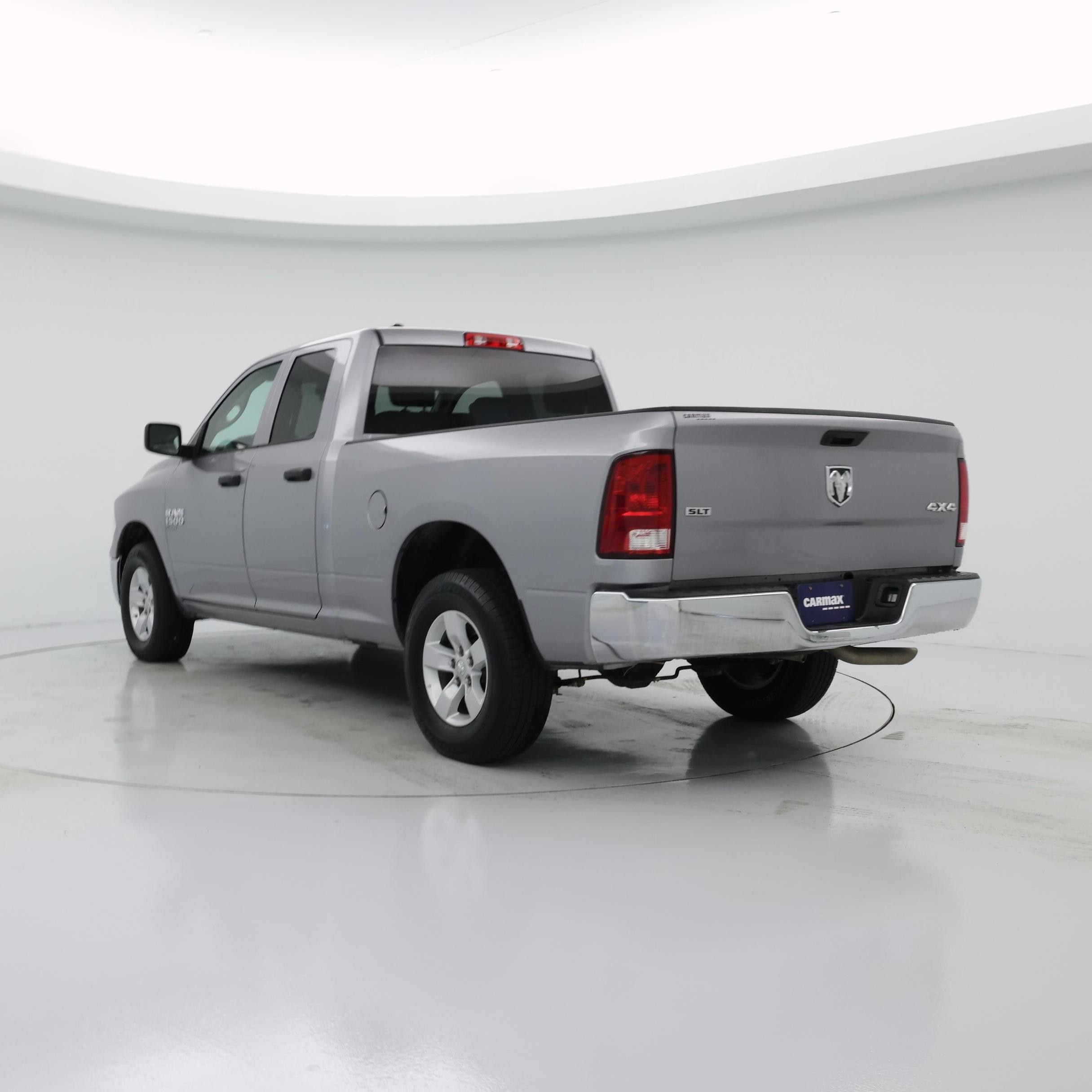 Thumbnail: 2024 RAM 1500 Classic - 2