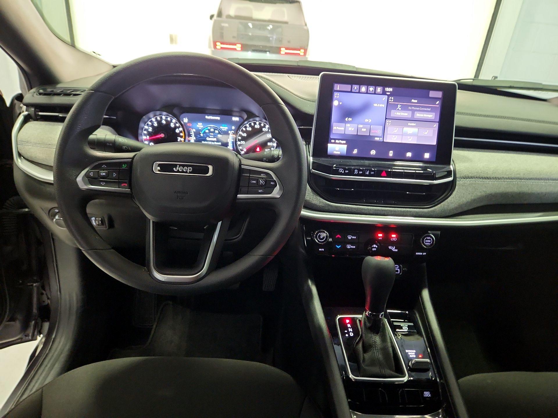 Thumbnail: 2024 Jeep Compass - 9