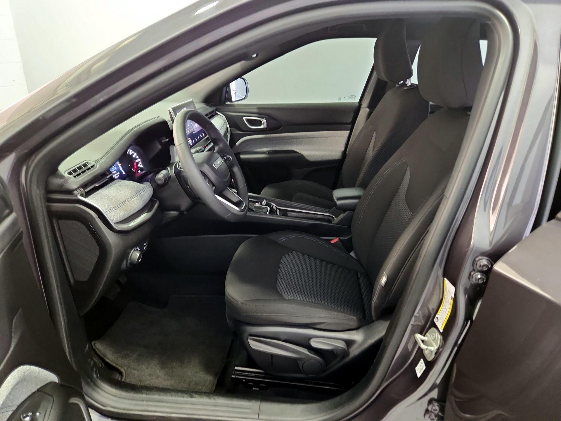Thumbnail: 2024 Jeep Compass - 11