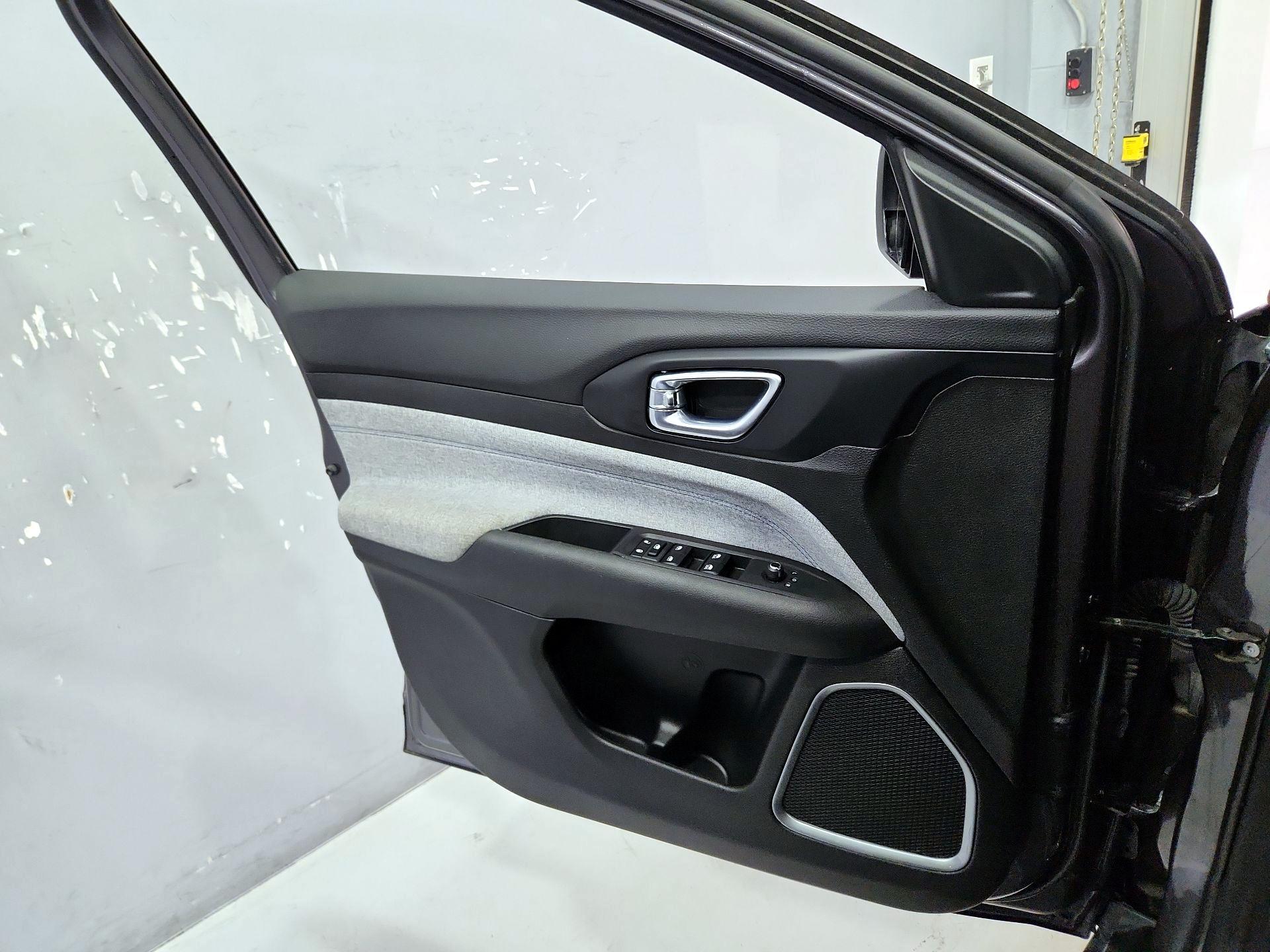 Thumbnail: 2024 Jeep Compass - 12