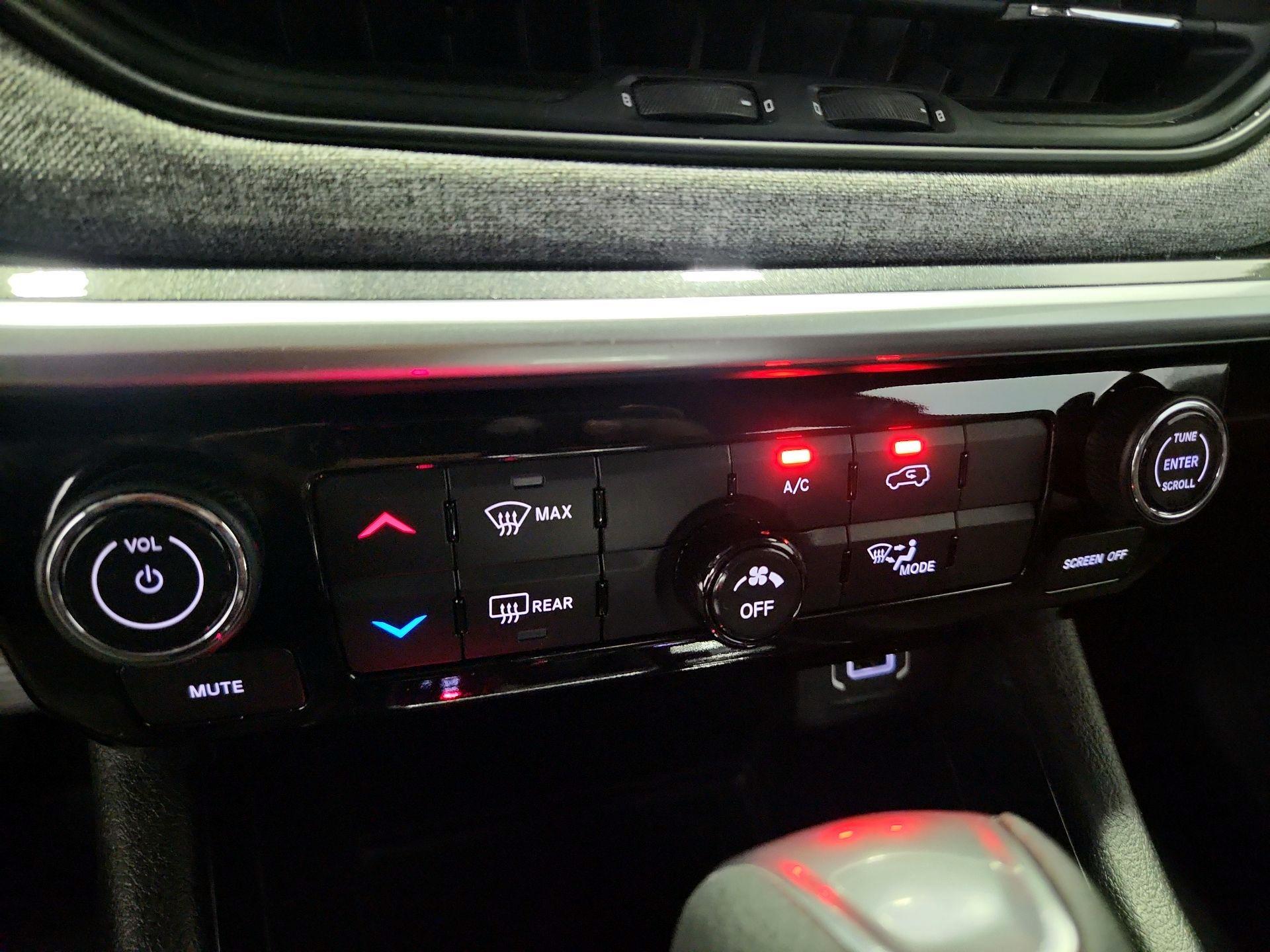 Thumbnail: 2024 Jeep Compass - 16