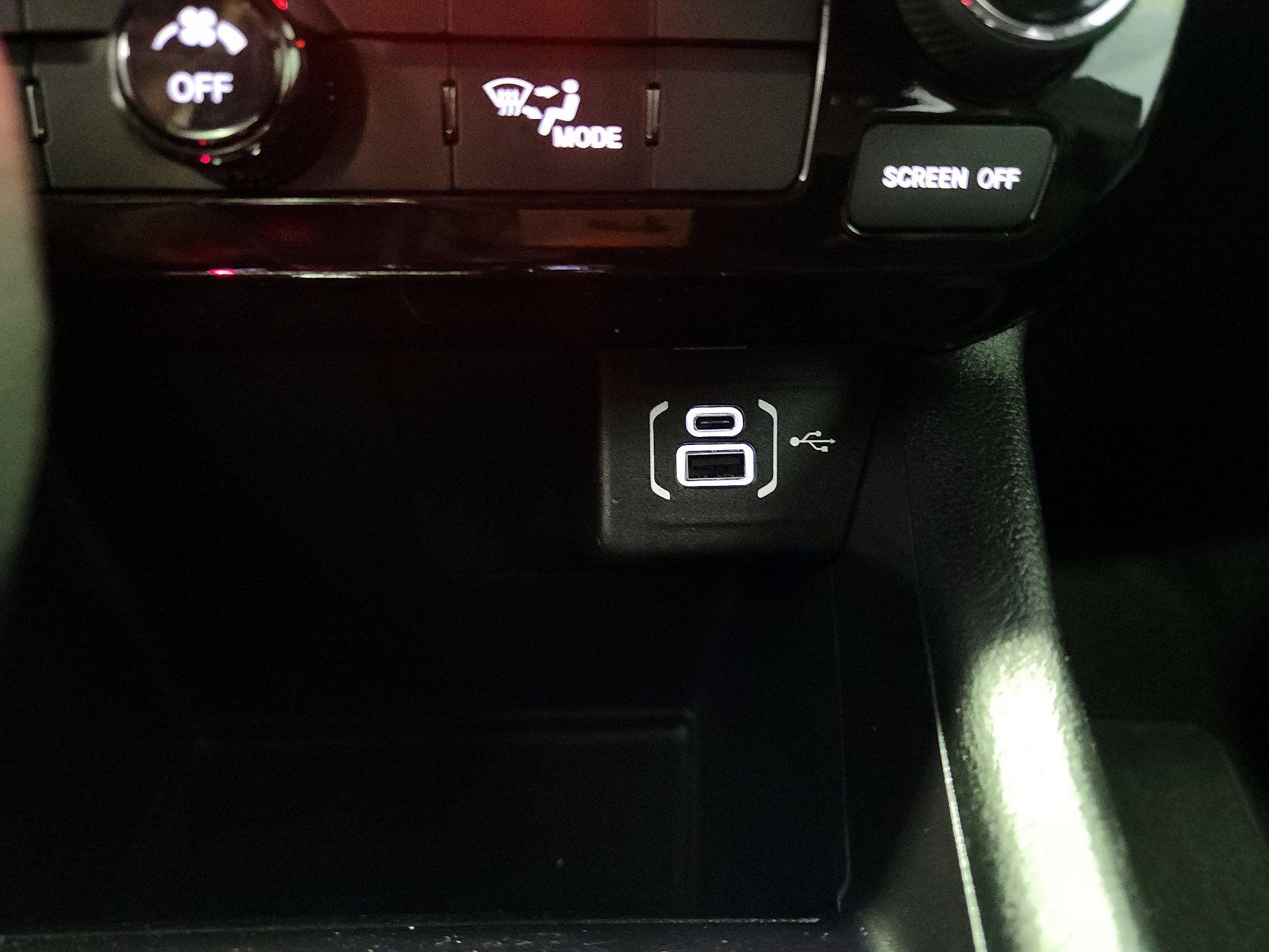 Thumbnail: 2024 Jeep Compass - 18