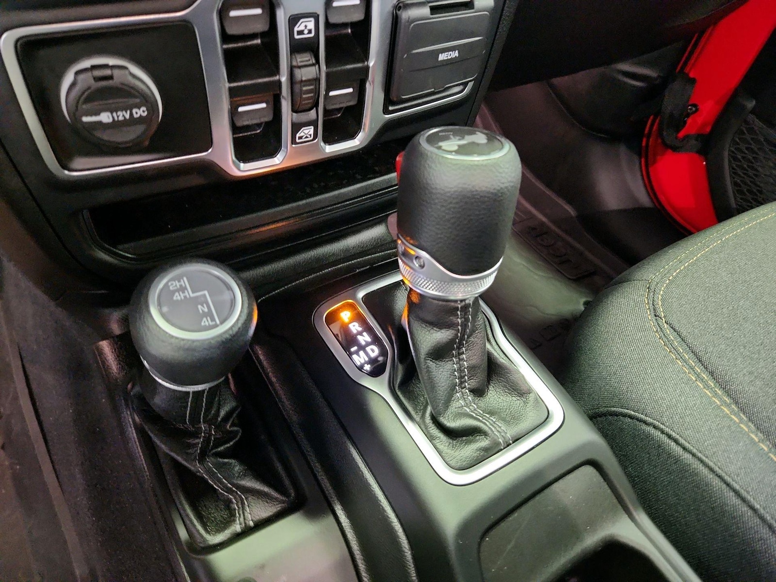 2024 Jeep Wrangler 4-Door Sport S - Photo 18