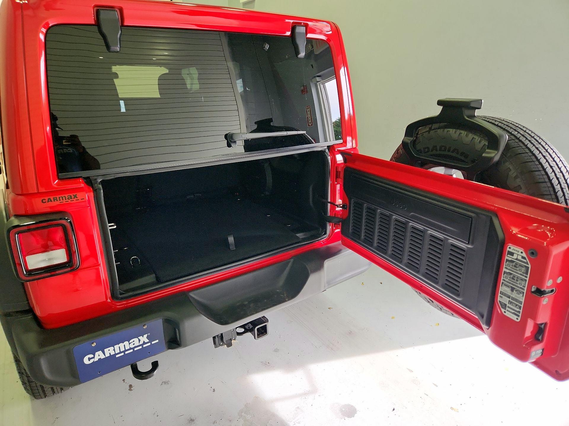 Thumbnail: 2024 Jeep Wrangler - 20