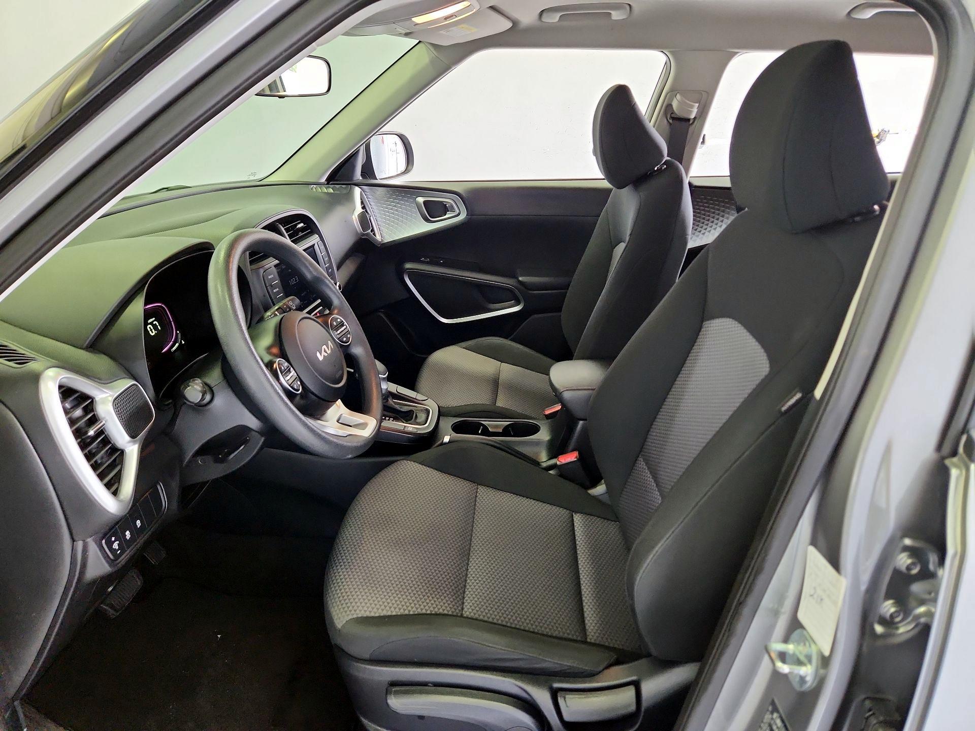Thumbnail: 2023 Kia Soul - 11