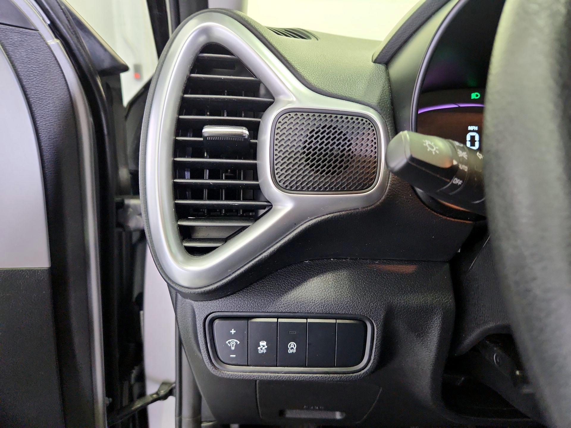 Thumbnail: 2023 Kia Soul - 13