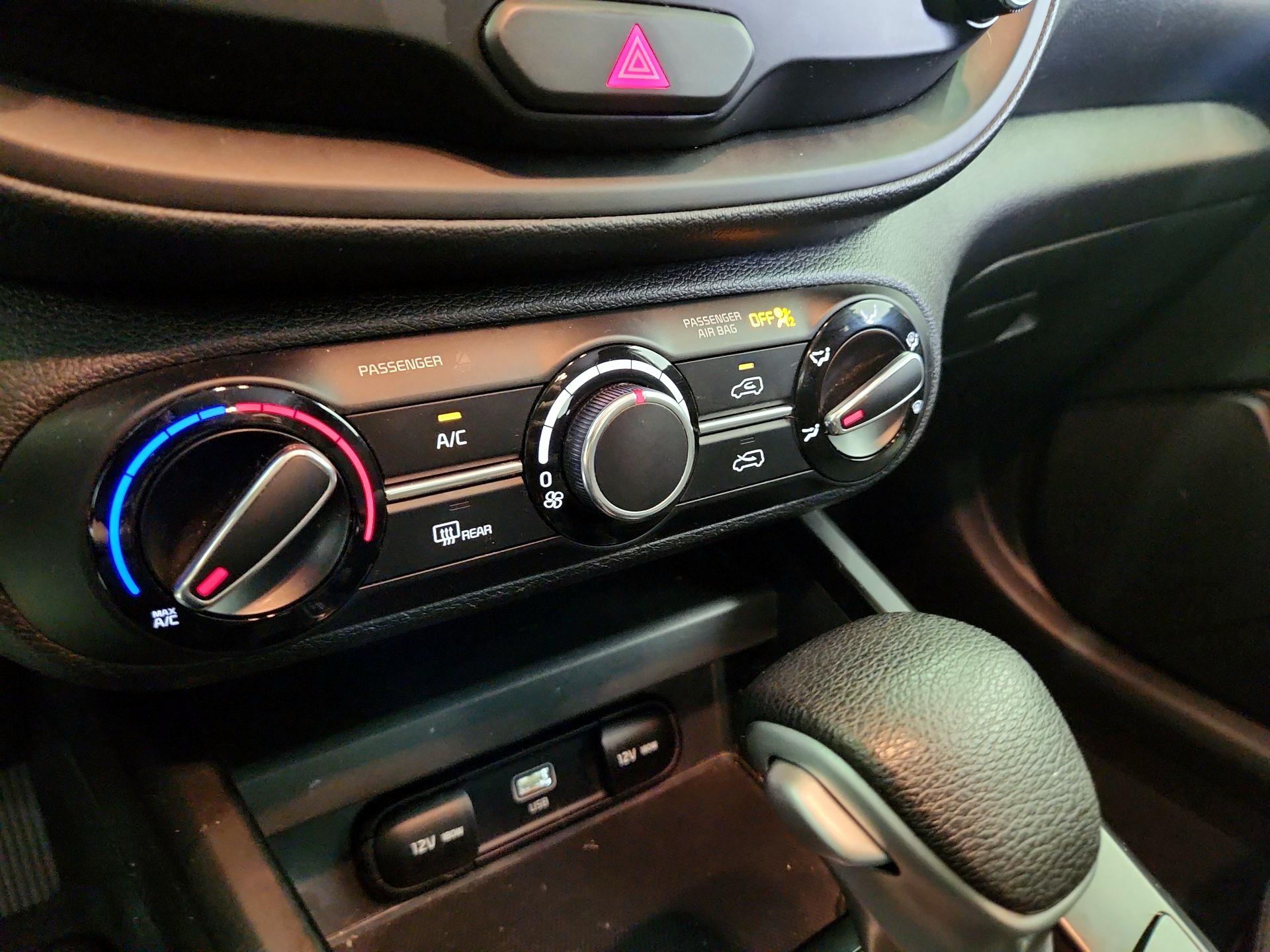 Thumbnail: 2023 Kia Soul - 16