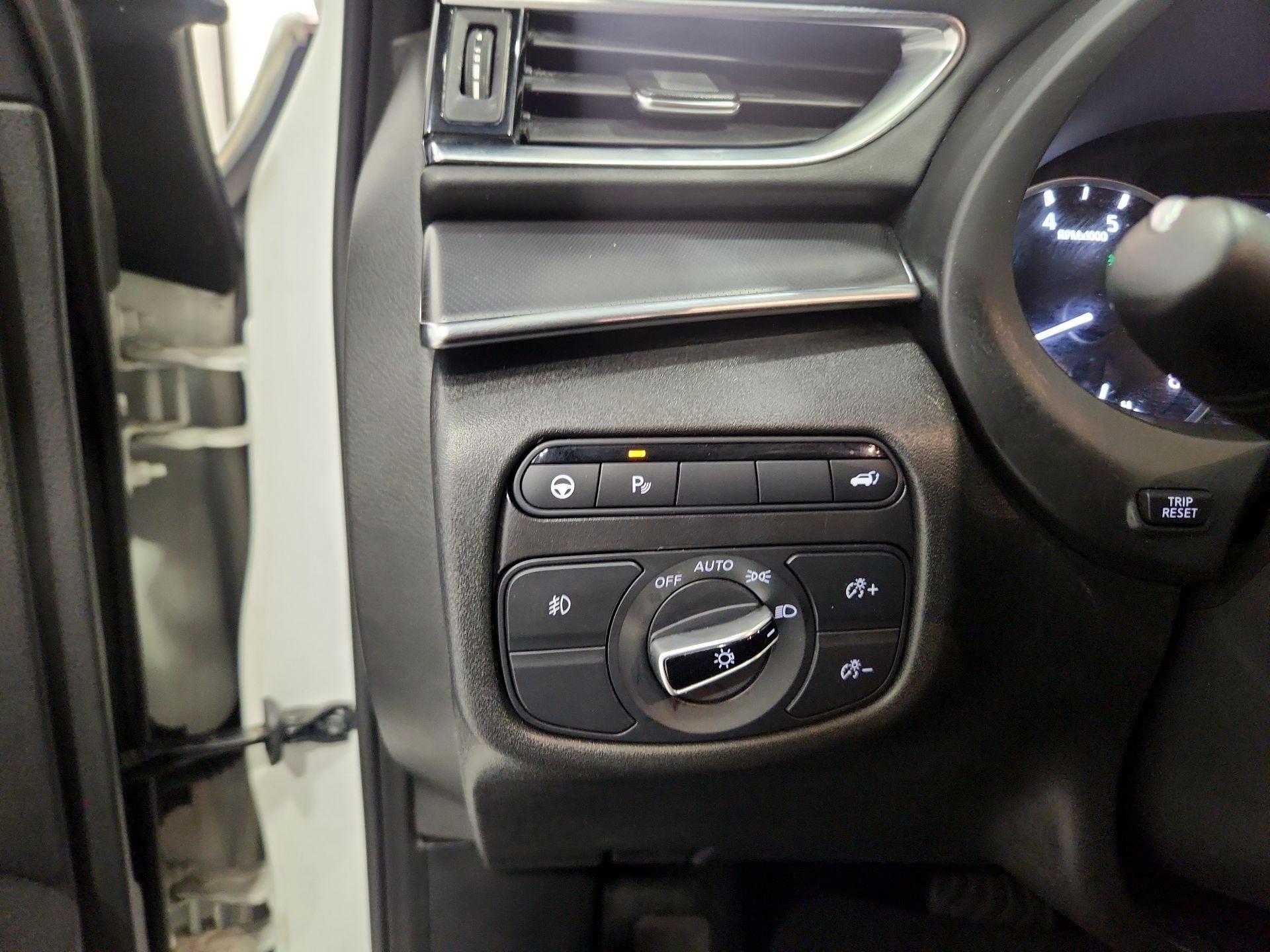 Thumbnail: 2023 INFINITI QX55 - 13