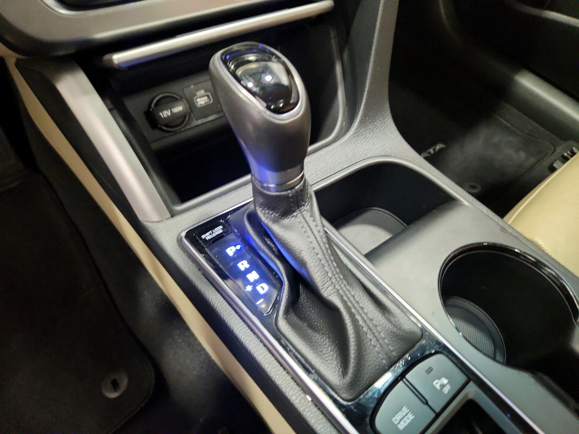 Thumbnail: 2017 Hyundai Sonata - 18