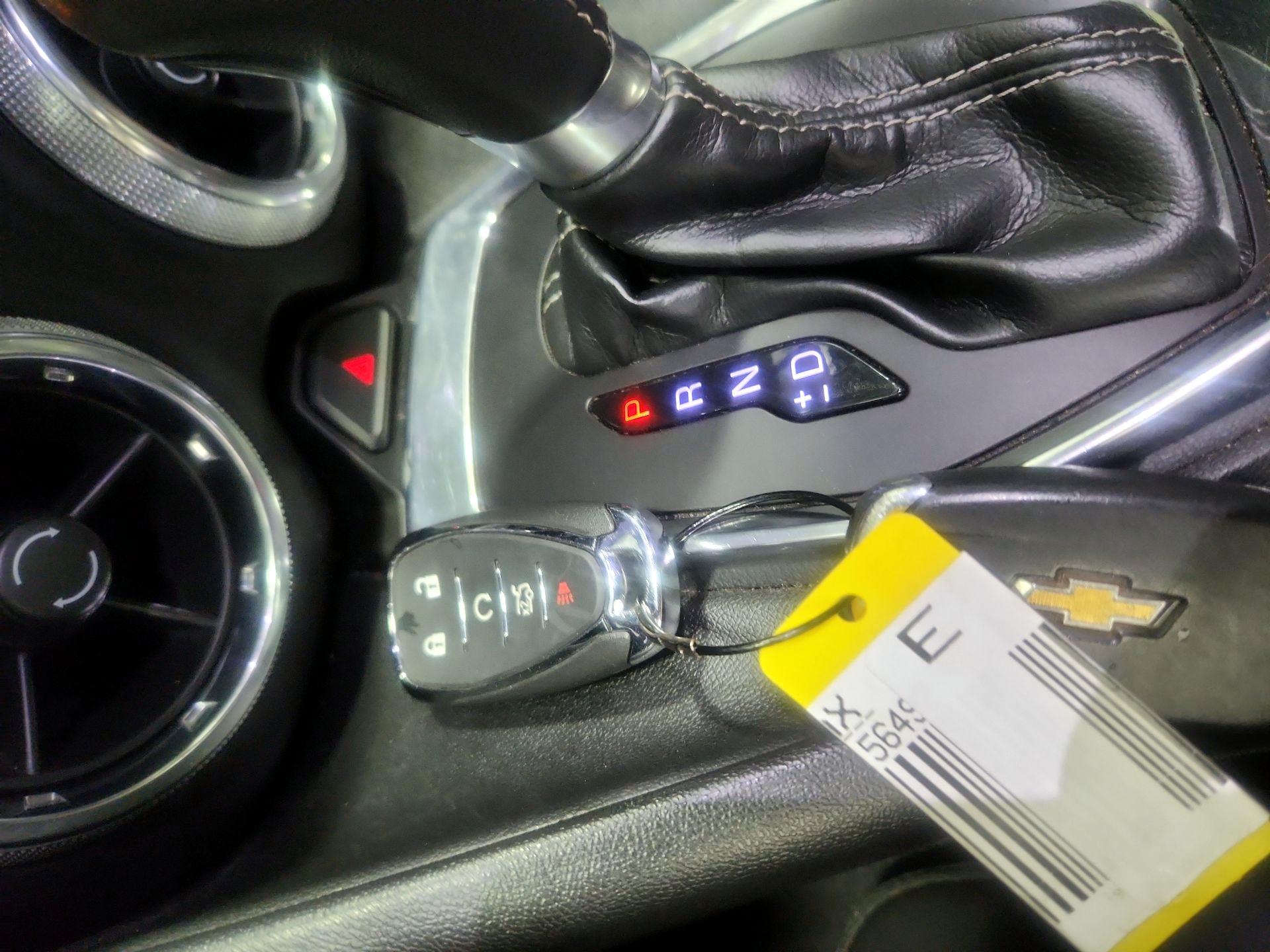 Thumbnail: 2019 Chevrolet Camaro - 19