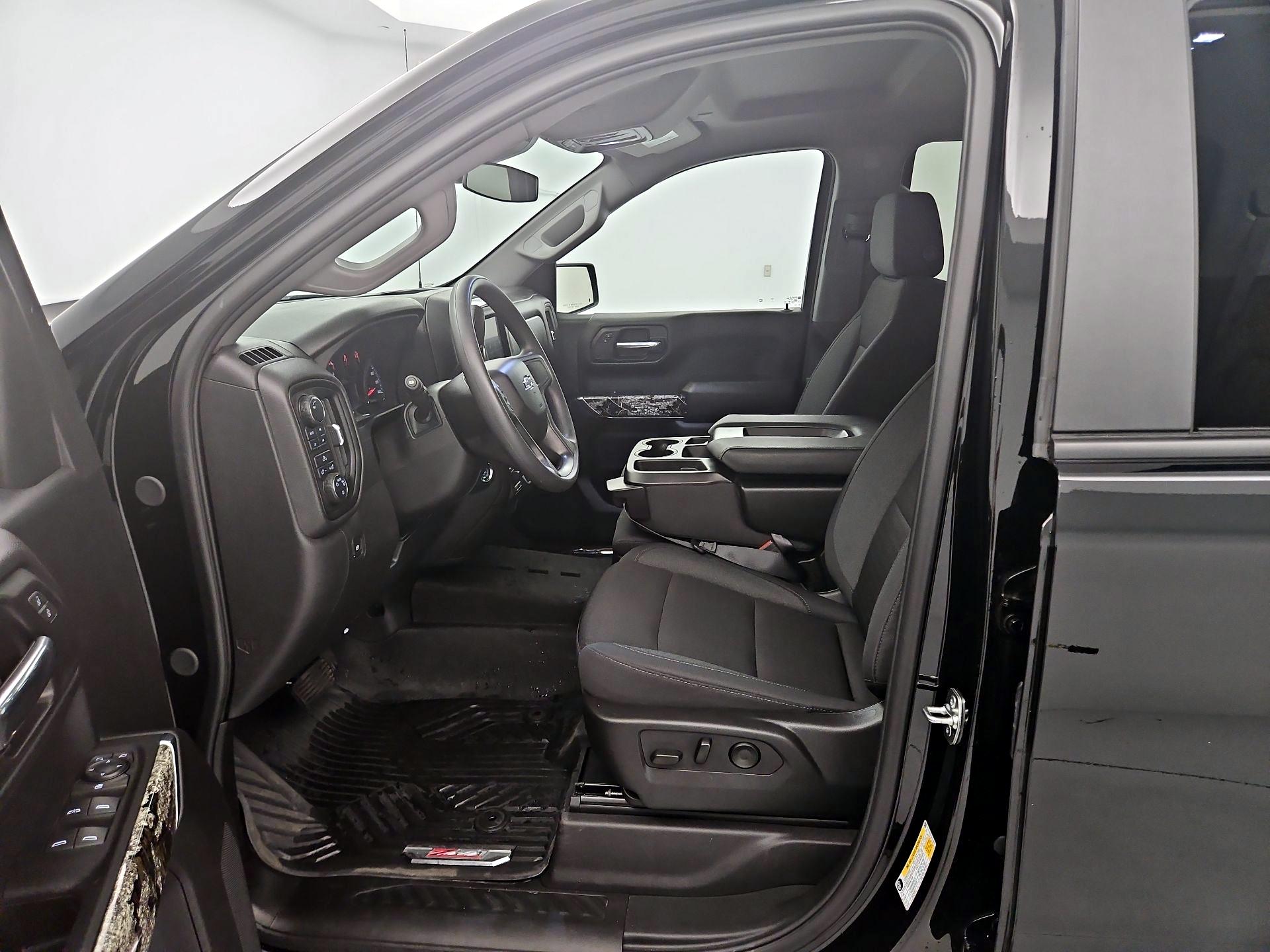 Thumbnail: 2025 Chevrolet Silverado 1500 - 11