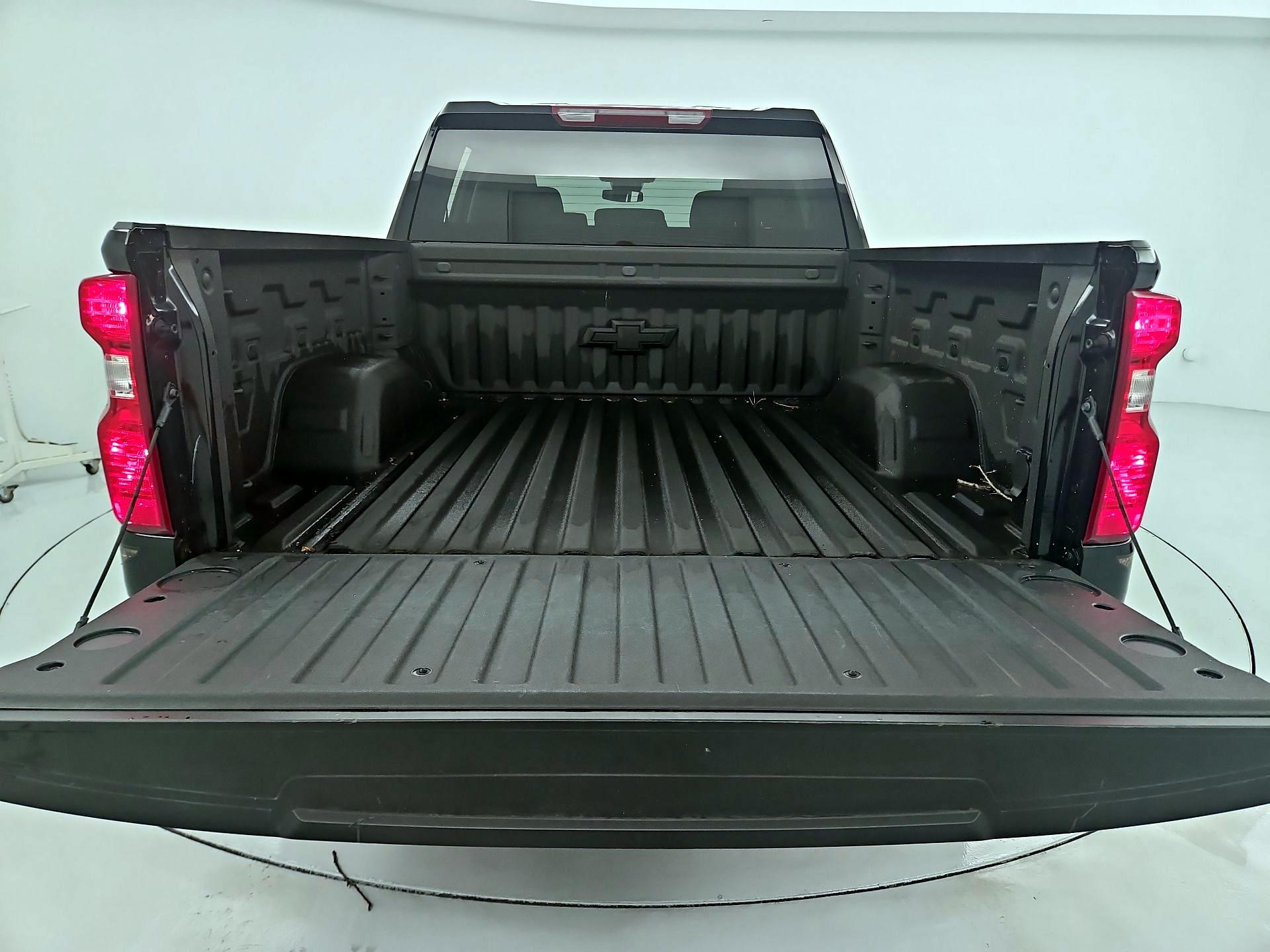 Thumbnail: 2025 Chevrolet Silverado 1500 - 20