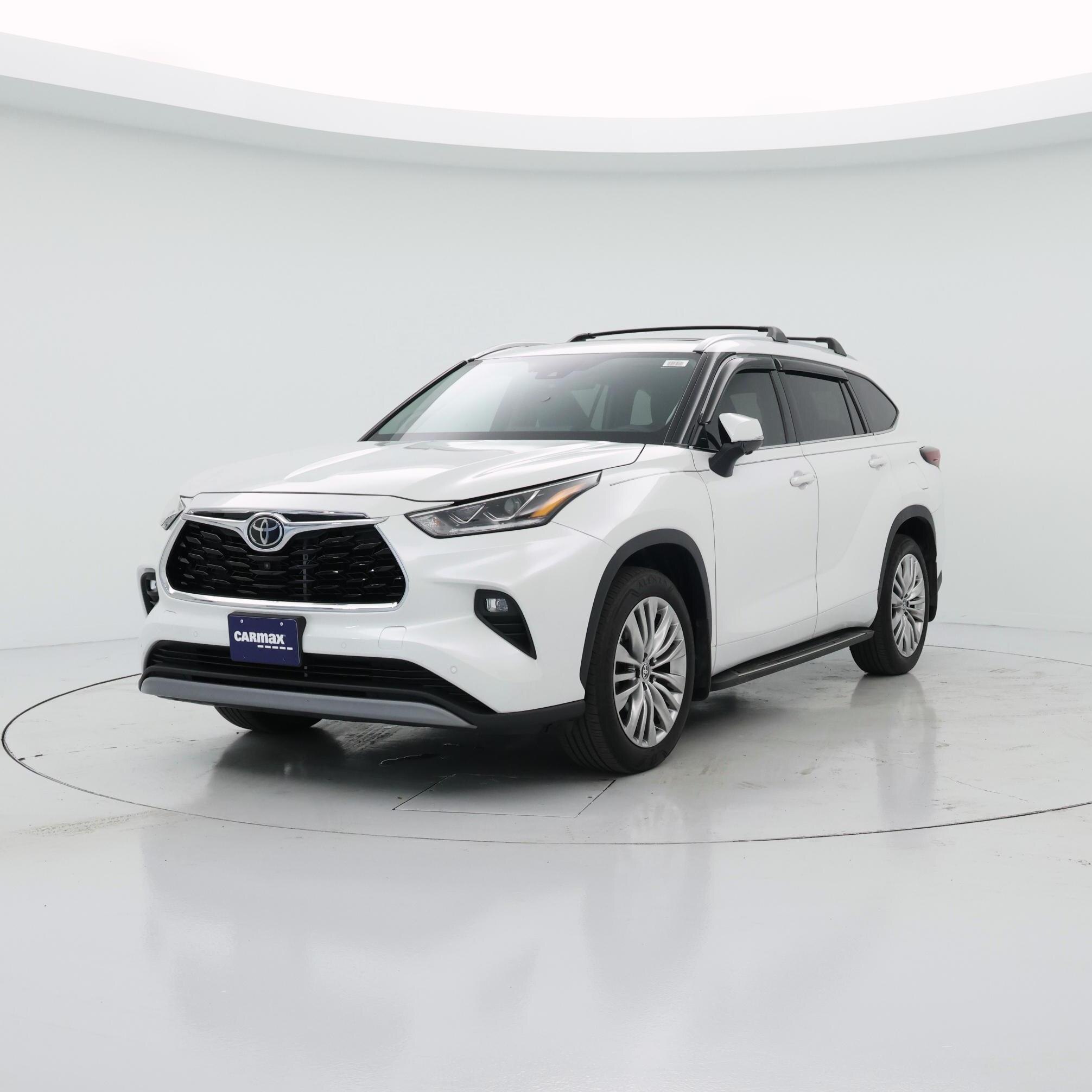 Thumbnail: 2024 Toyota Highlander - 4