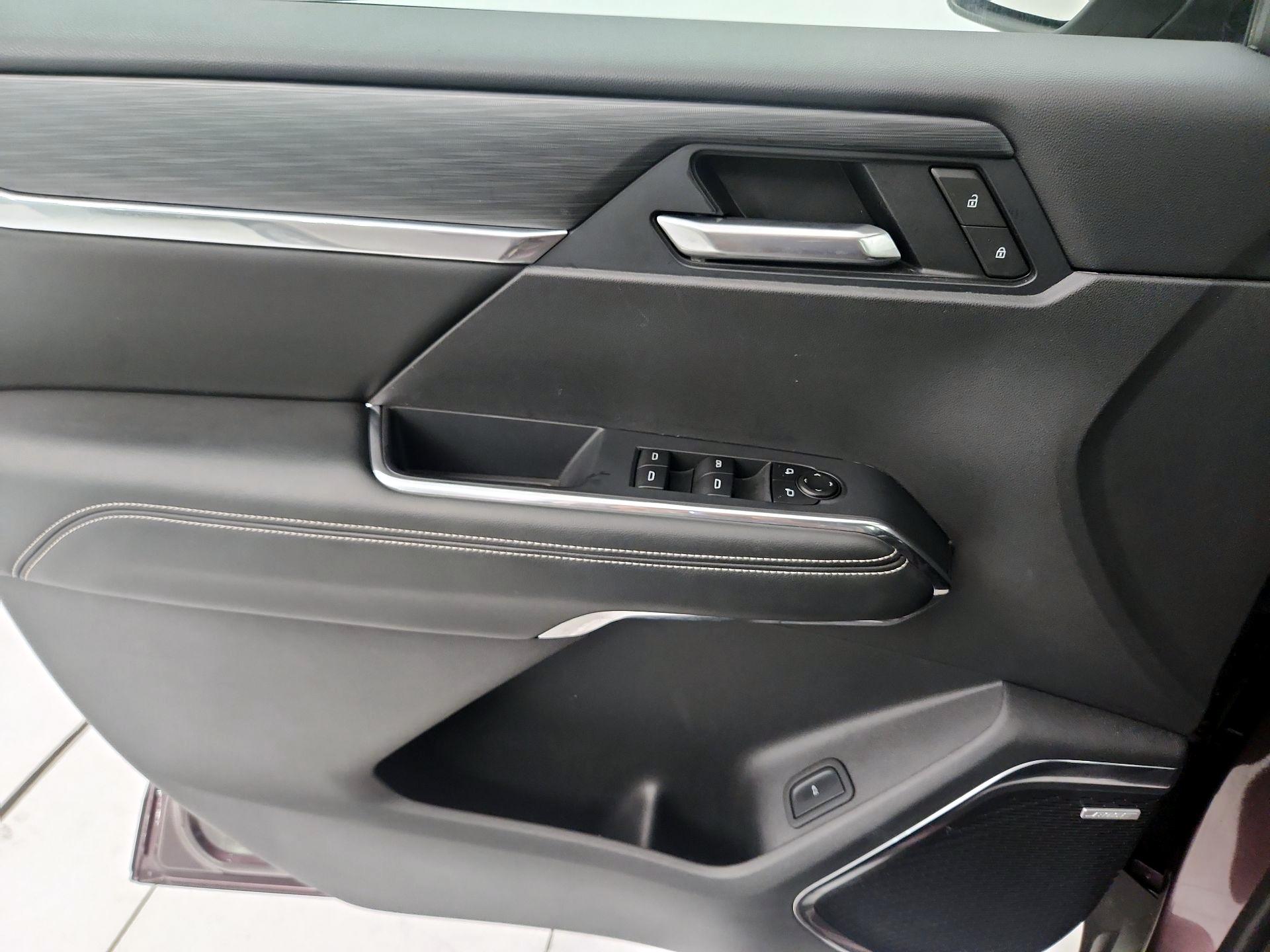 Thumbnail: 2025 GMC Acadia - 10
