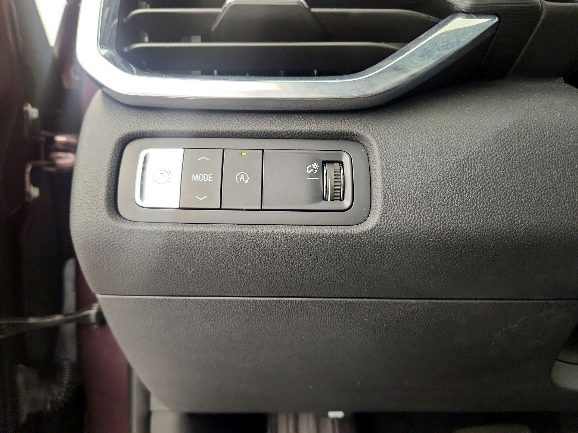 Thumbnail: 2025 GMC Acadia - 11