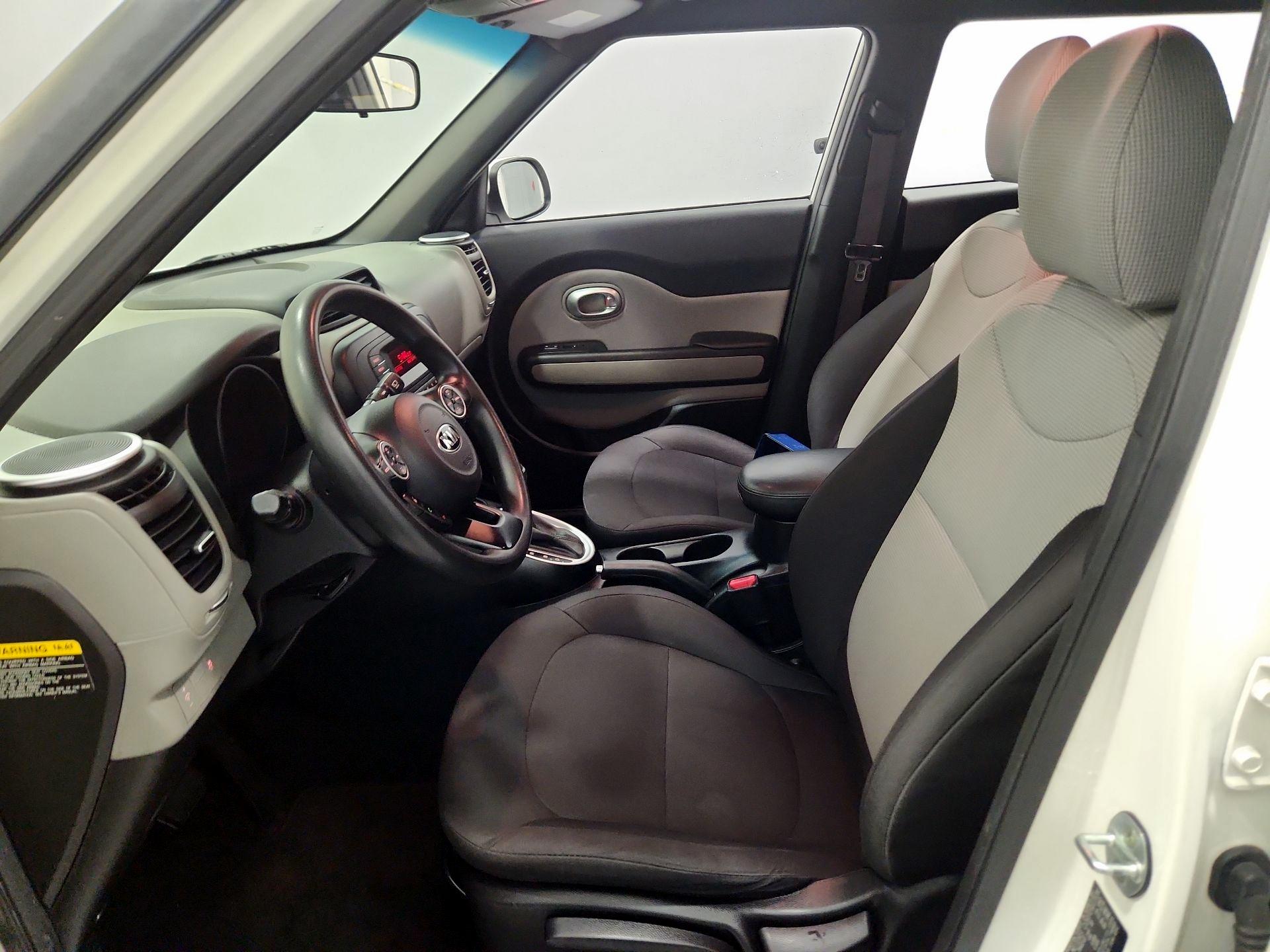 Thumbnail: 2015 Kia Soul - 11