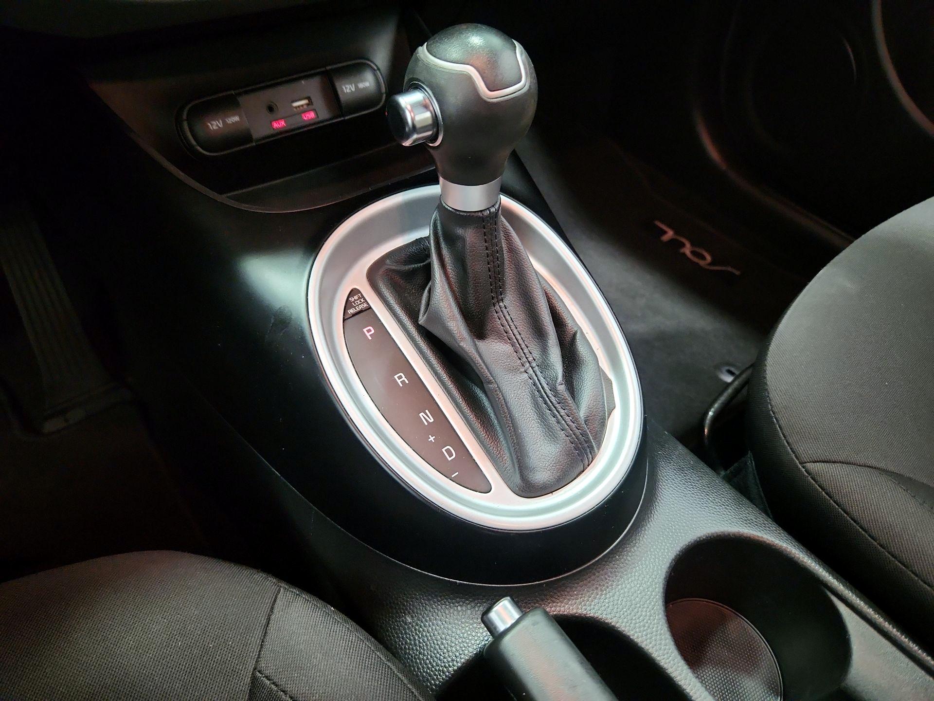 Thumbnail: 2015 Kia Soul - 14