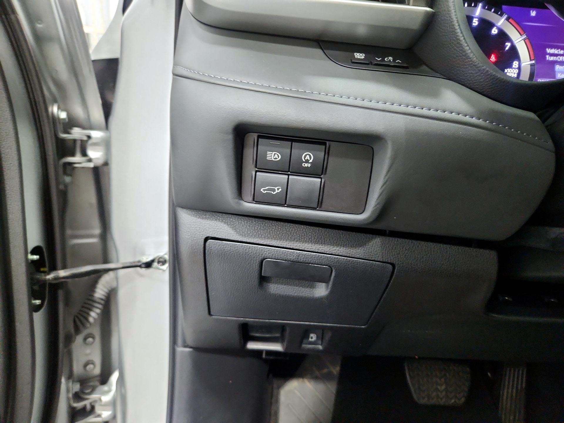 Thumbnail: 2024 Toyota Highlander - 13