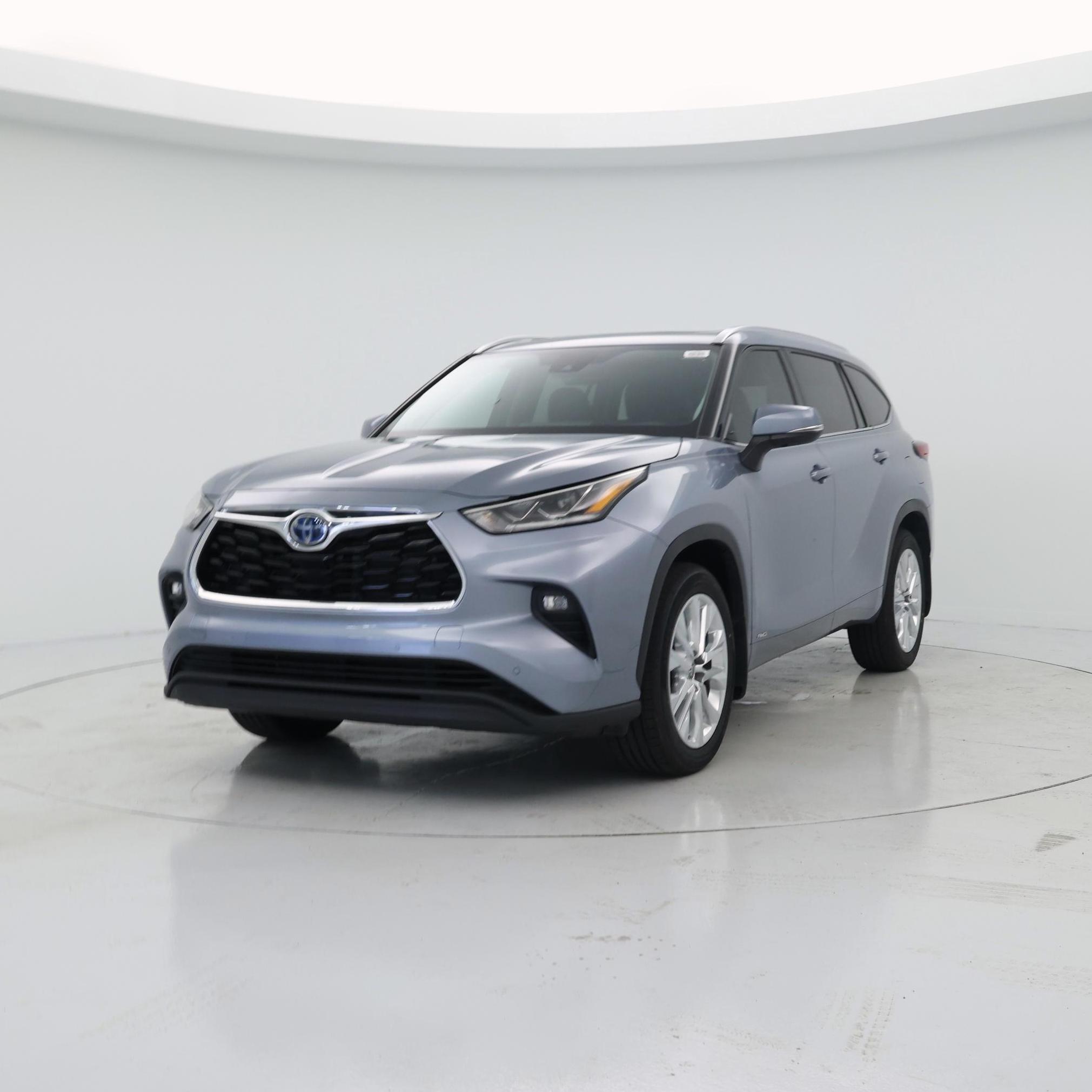 Thumbnail: 2023 Toyota Highlander - 4