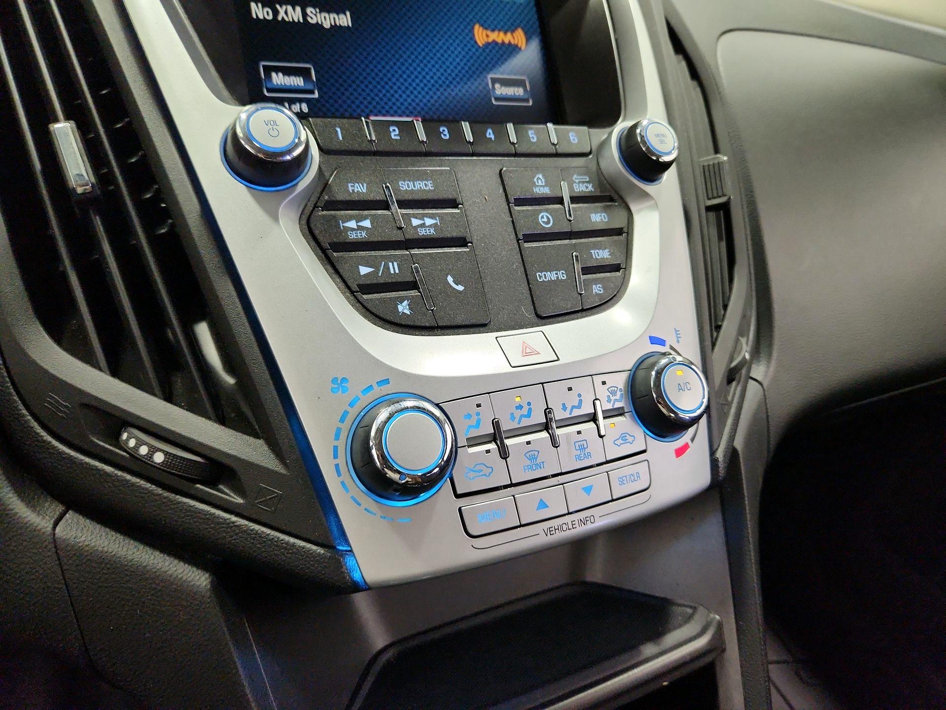 Thumbnail: 2017 Chevrolet Equinox - 16