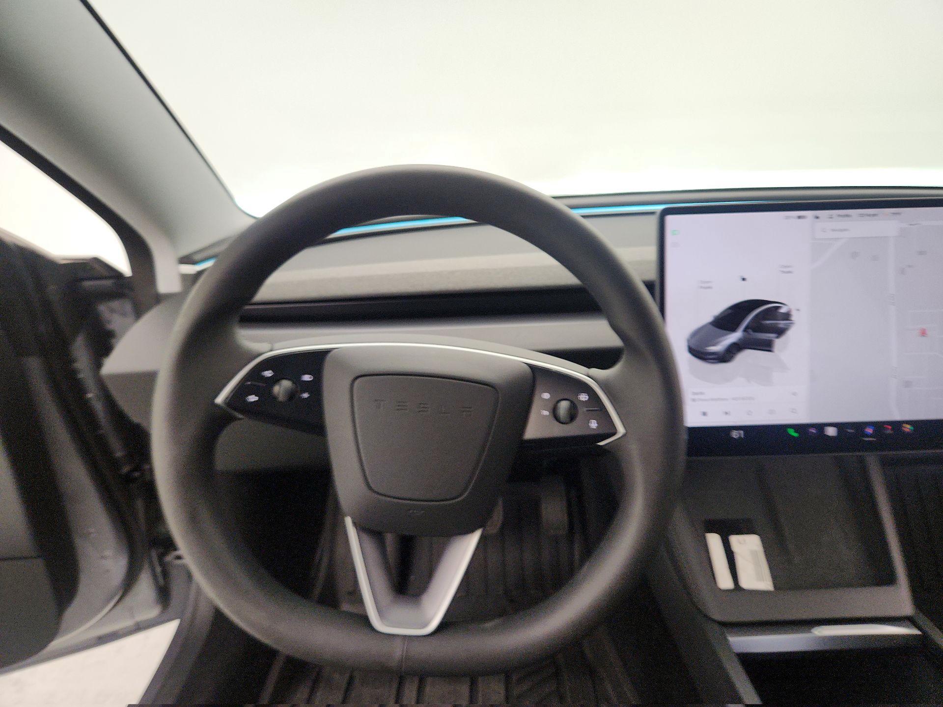 Thumbnail: 2025 Tesla Model 3 - 10