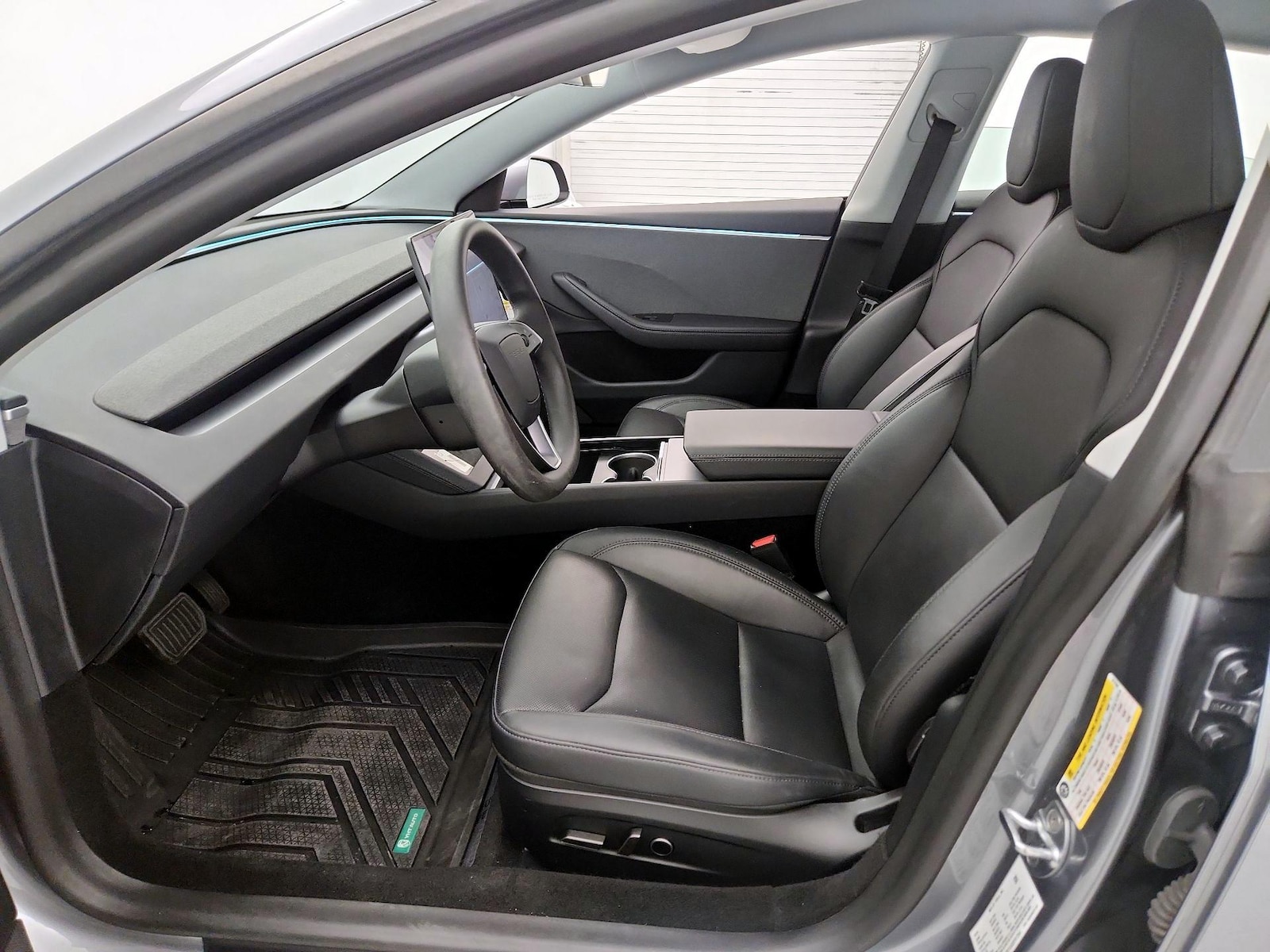 2025 Tesla Model 3 Long Range - Photo 12