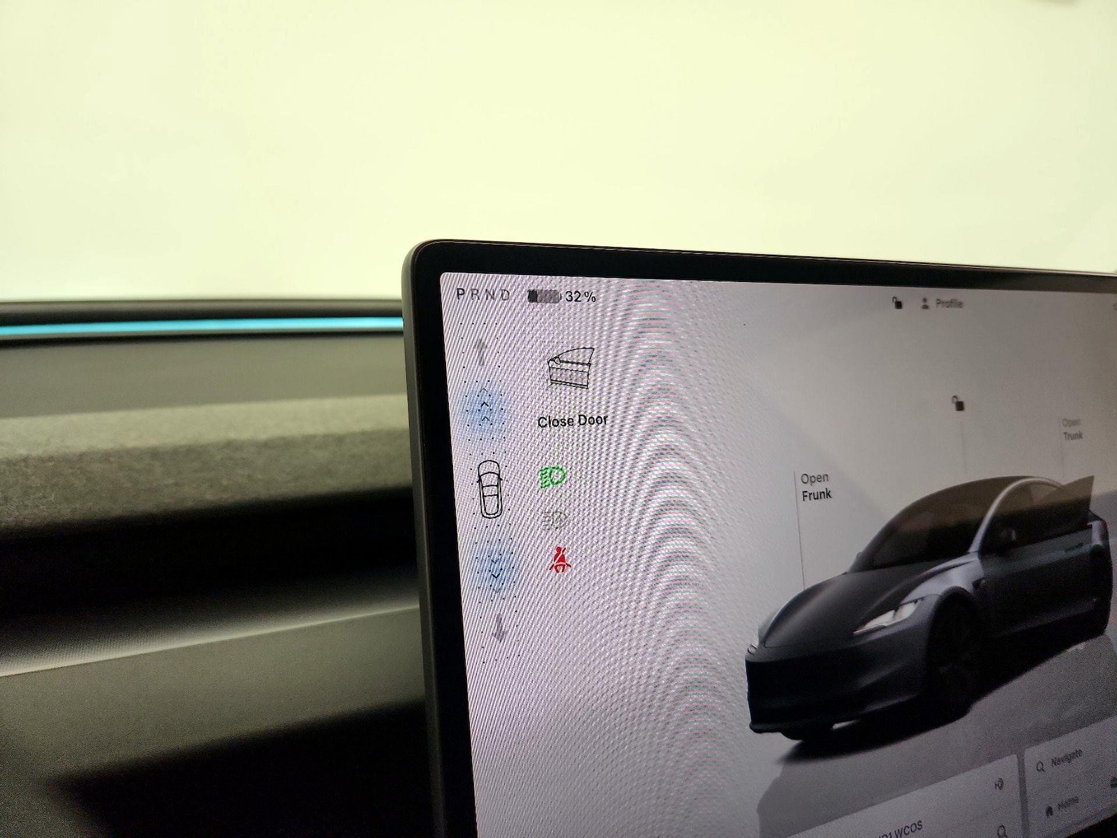2025 Tesla Model 3 Long Range - Photo 19