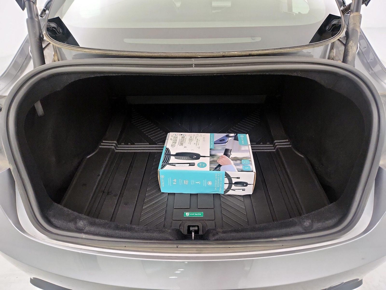 2025 Tesla Model 3 Long Range - Photo 23