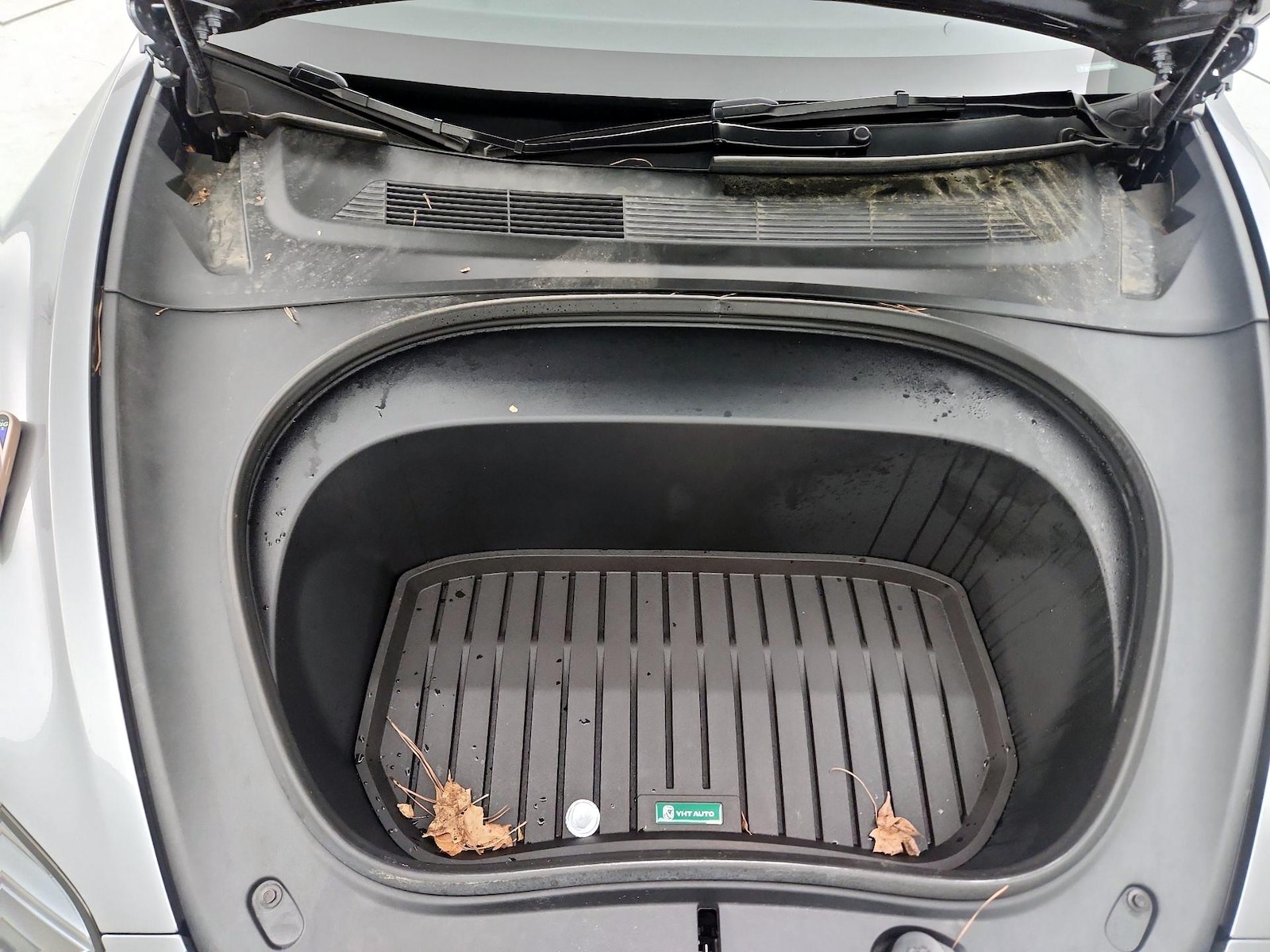 2025 Tesla Model 3 Long Range - Photo 24