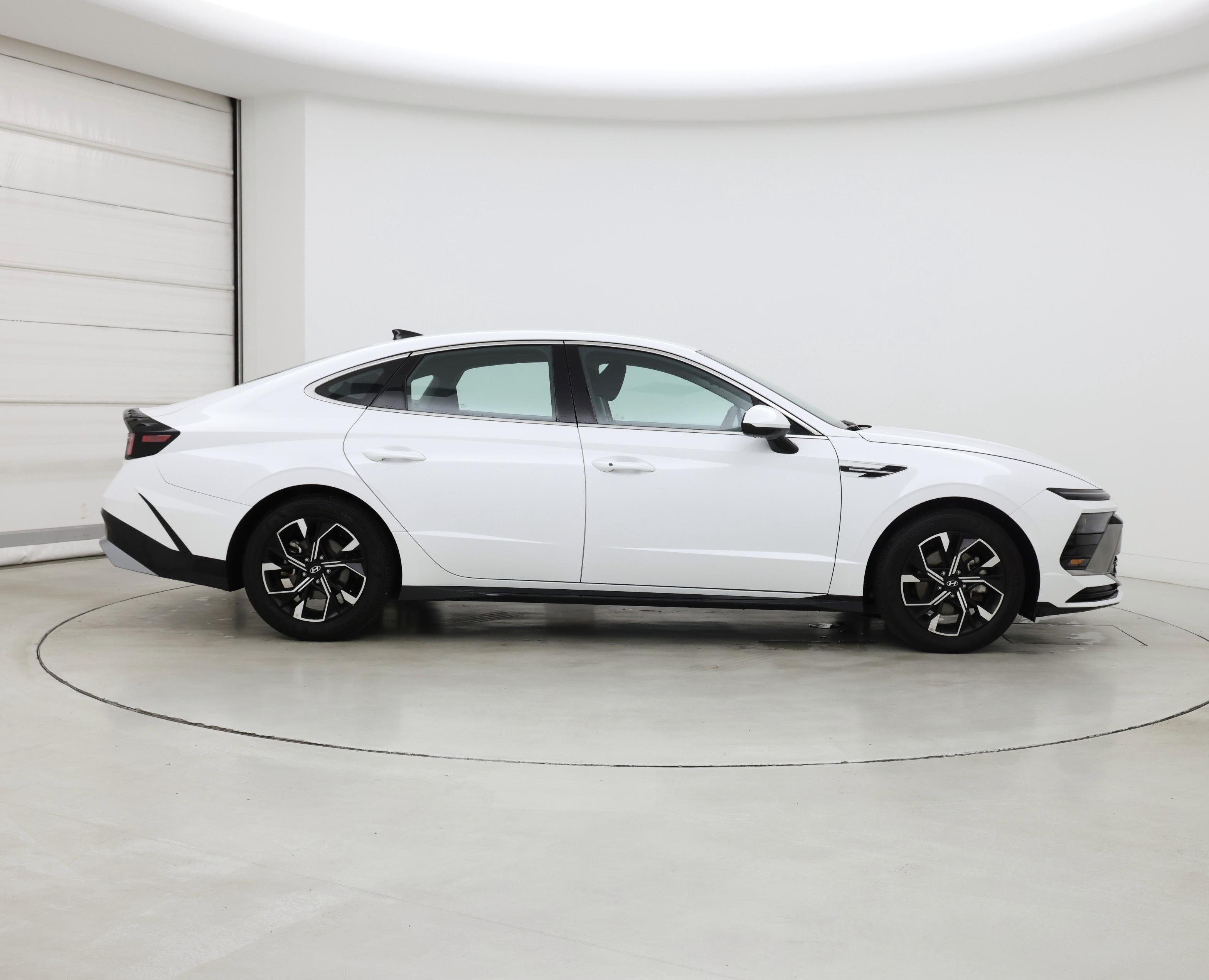 Thumbnail: 2025 Hyundai Sonata - 7
