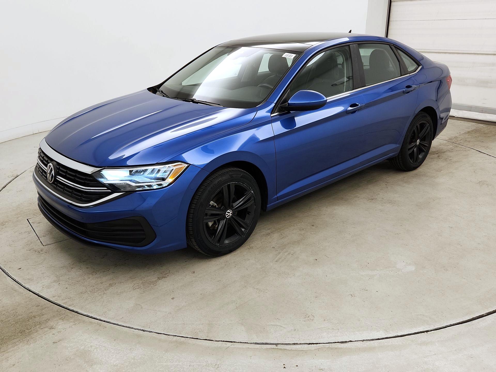 Thumbnail: 2024 Volkswagen Jetta - 3