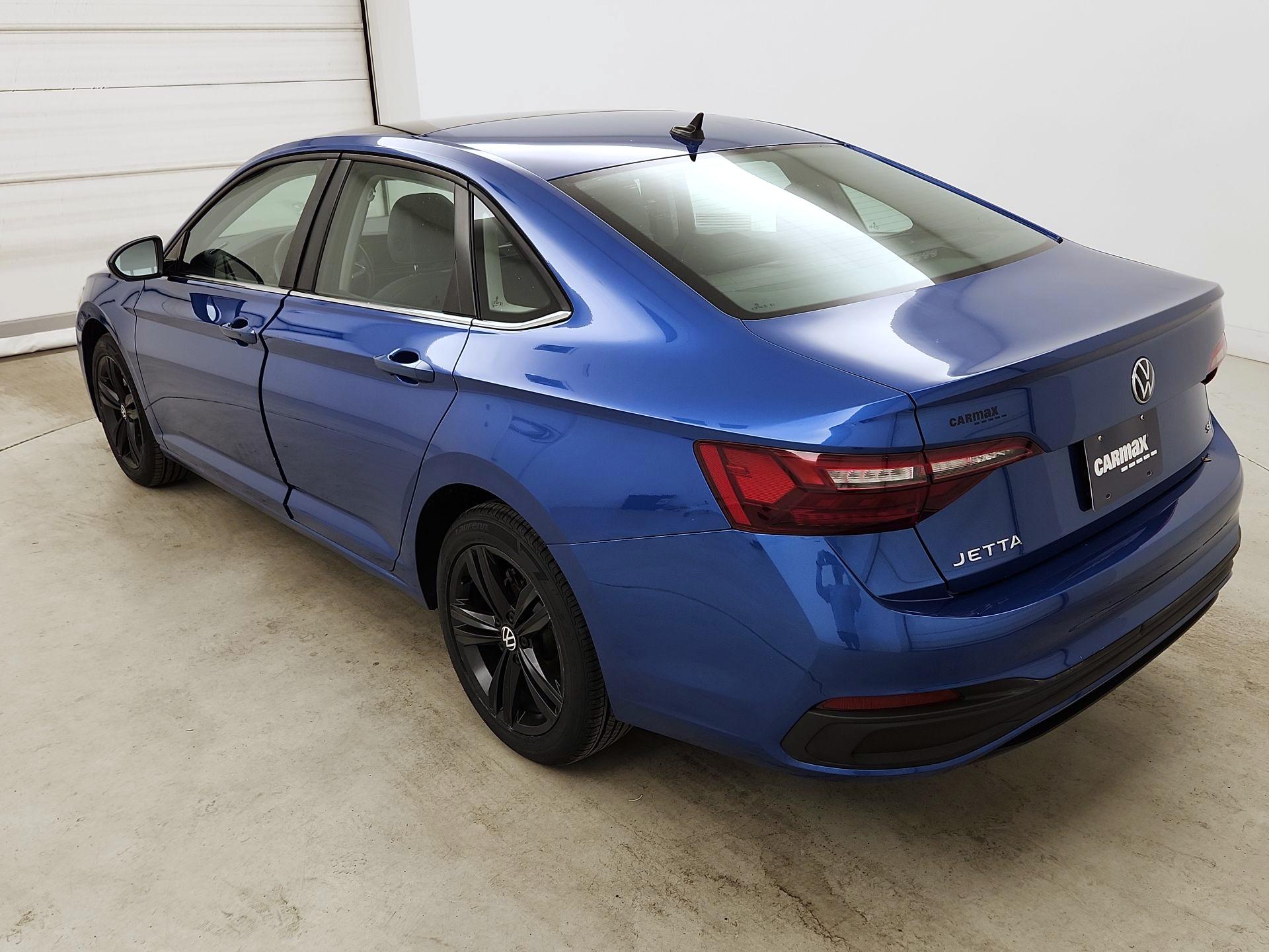 Thumbnail: 2024 Volkswagen Jetta - 7