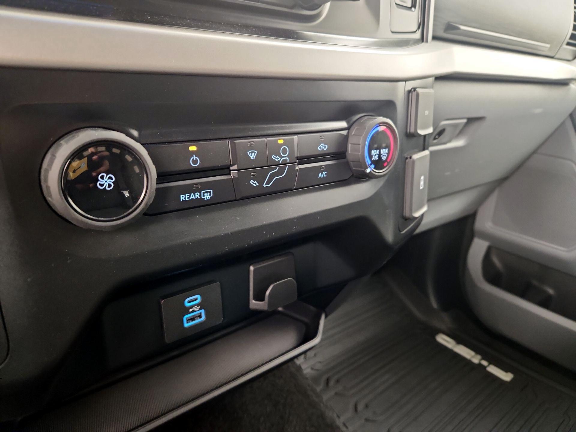 Thumbnail: 2022 Ford F-150 - 16