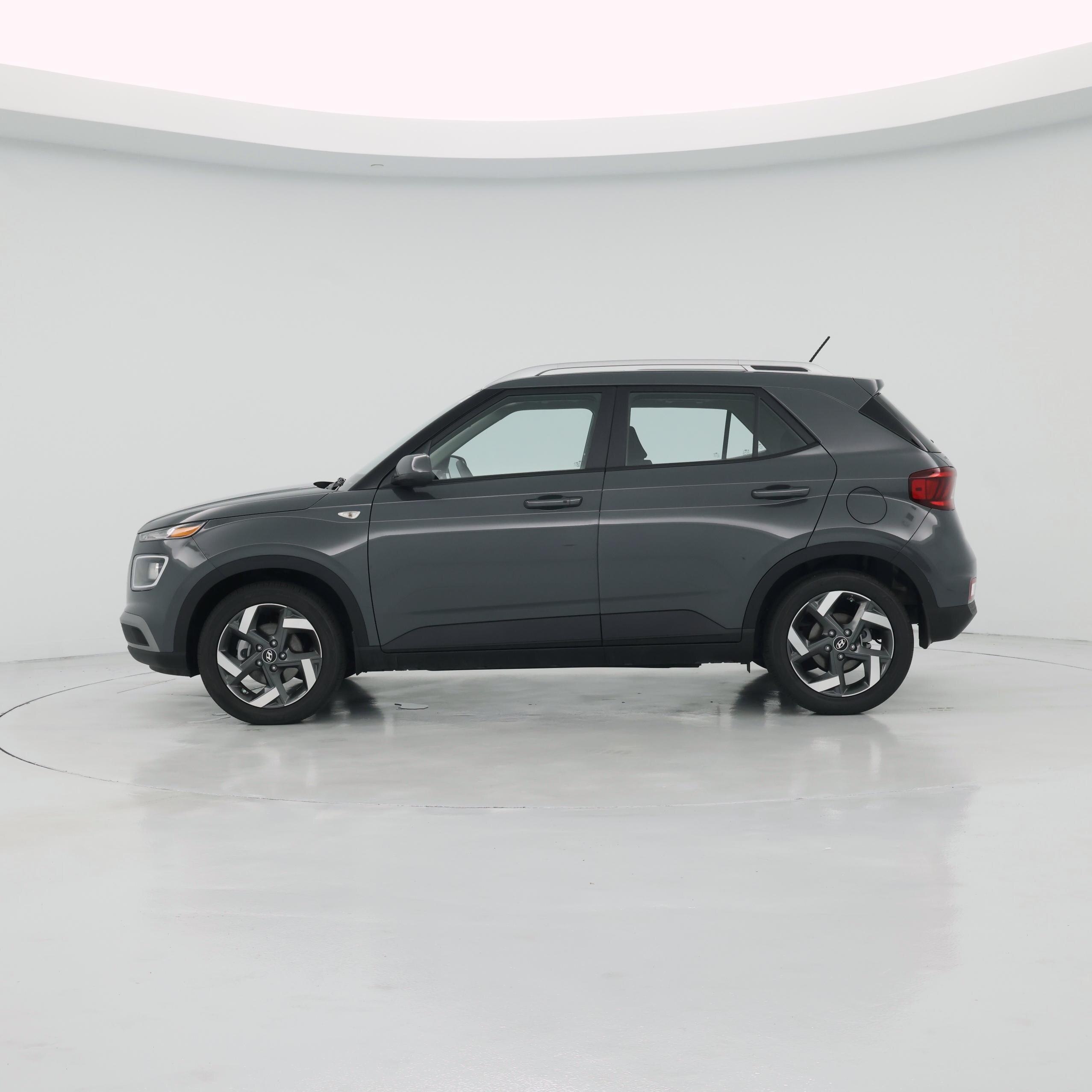 Thumbnail: 2026 Hyundai Venue - 3
