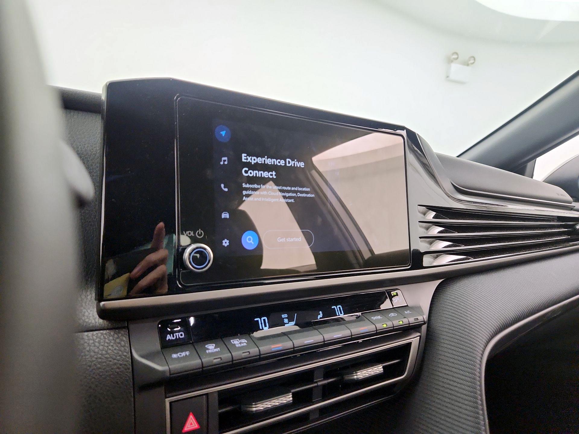 Thumbnail: 2025 Toyota Camry - 14